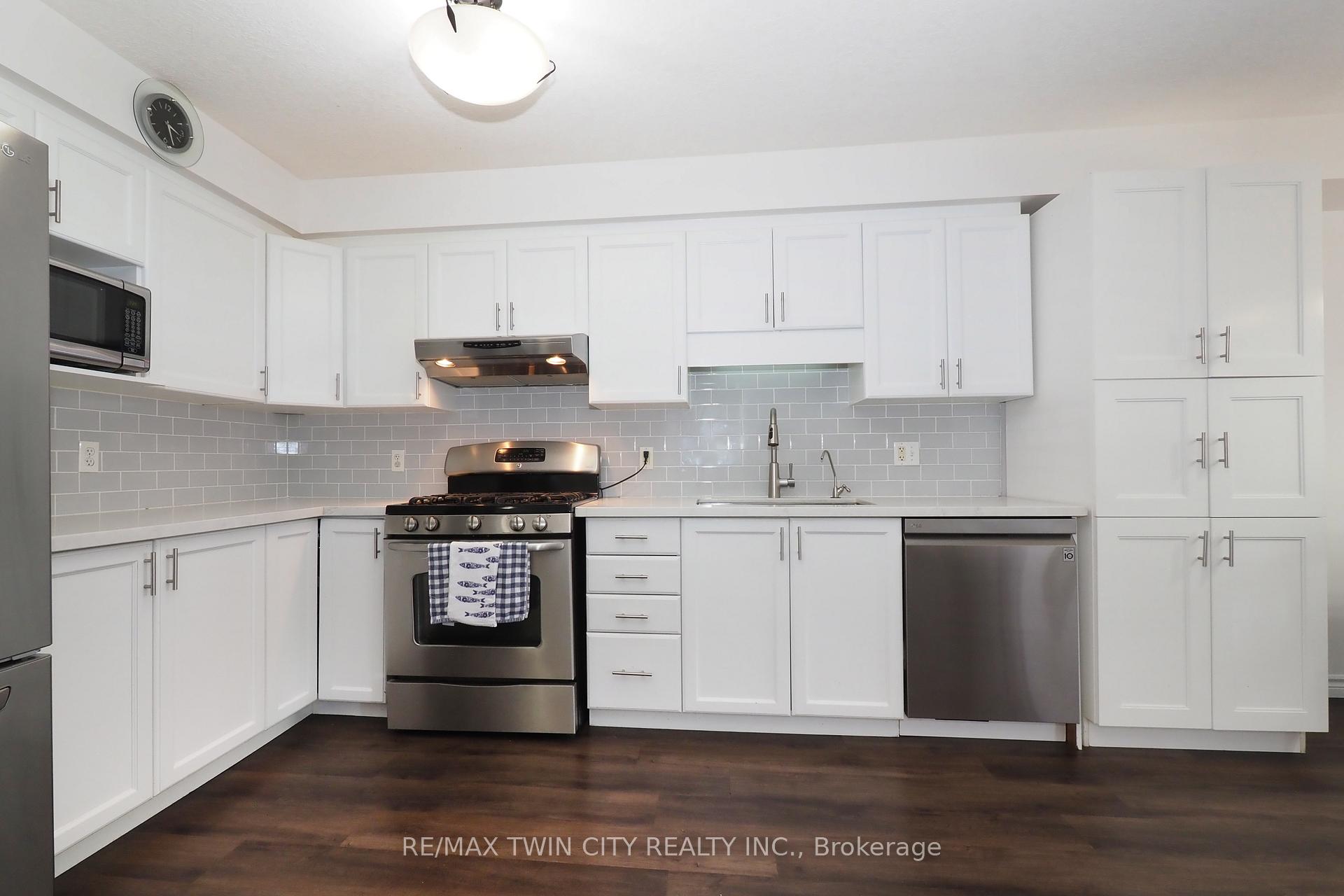 Photo 13 of 14 Donnenwerth Drive, Waterloo — HOMEH