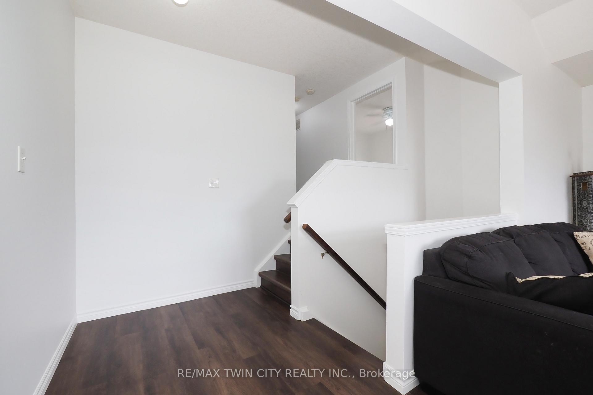Photo 21 of 14 Donnenwerth Drive, Waterloo — HOMEH