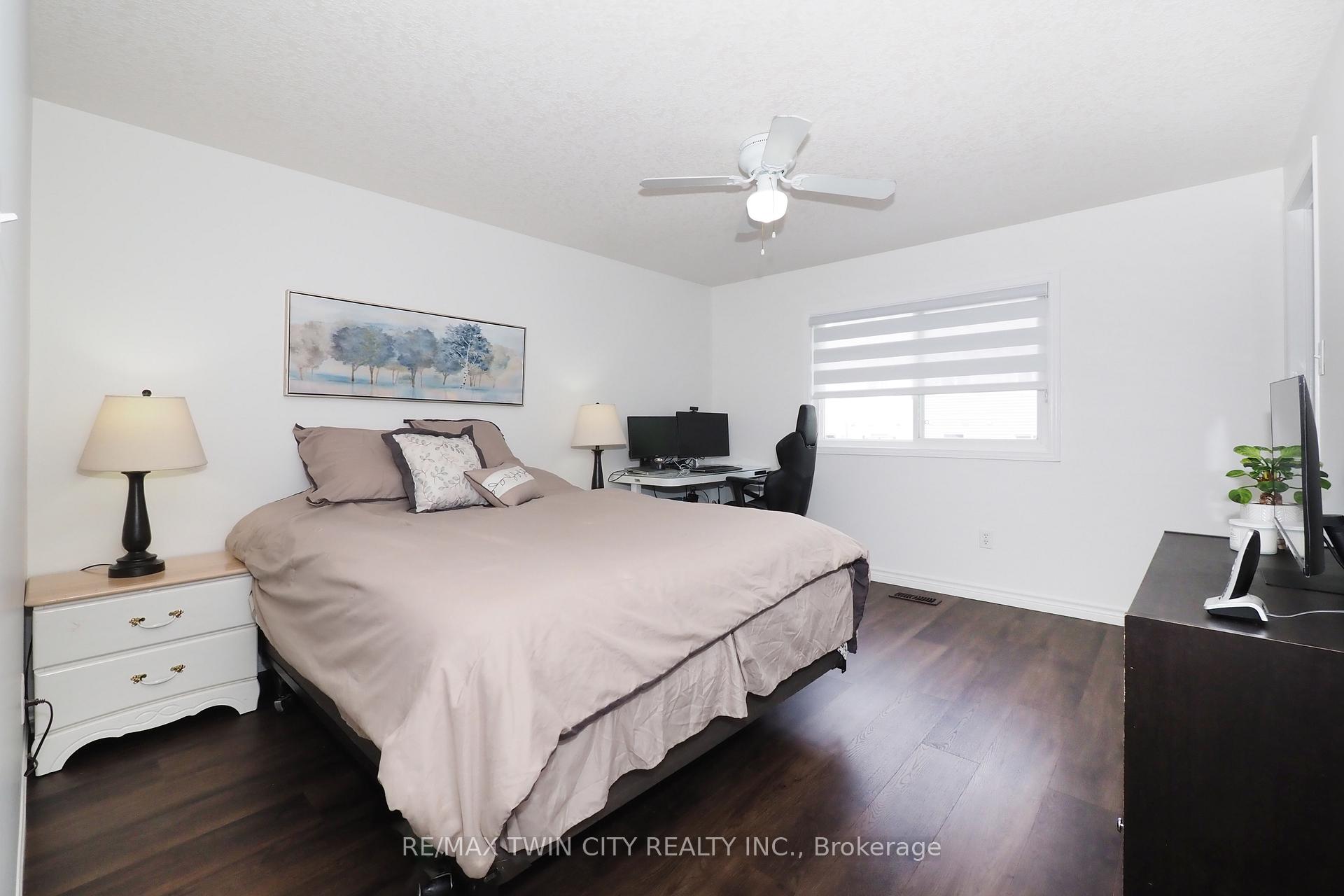 Photo 27 of 14 Donnenwerth Drive, Waterloo — HOMEH