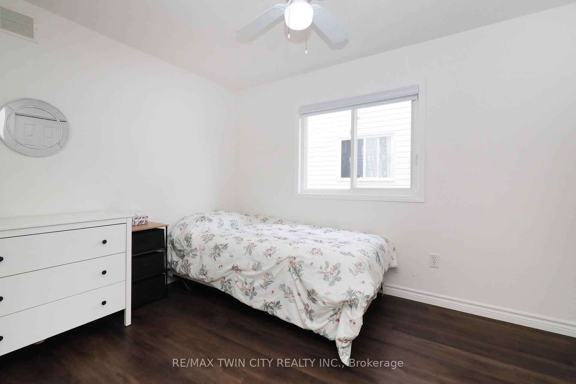 Photo 32 of 14 Donnenwerth Drive, Waterloo — HOMEH