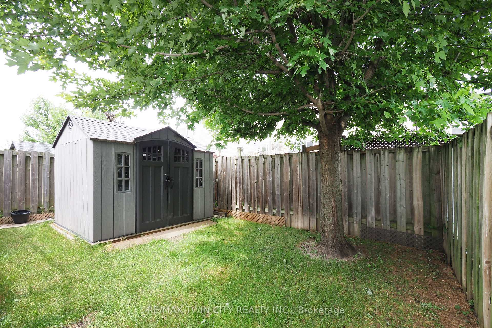 Photo 46 of 14 Donnenwerth Drive, Waterloo — HOMEH