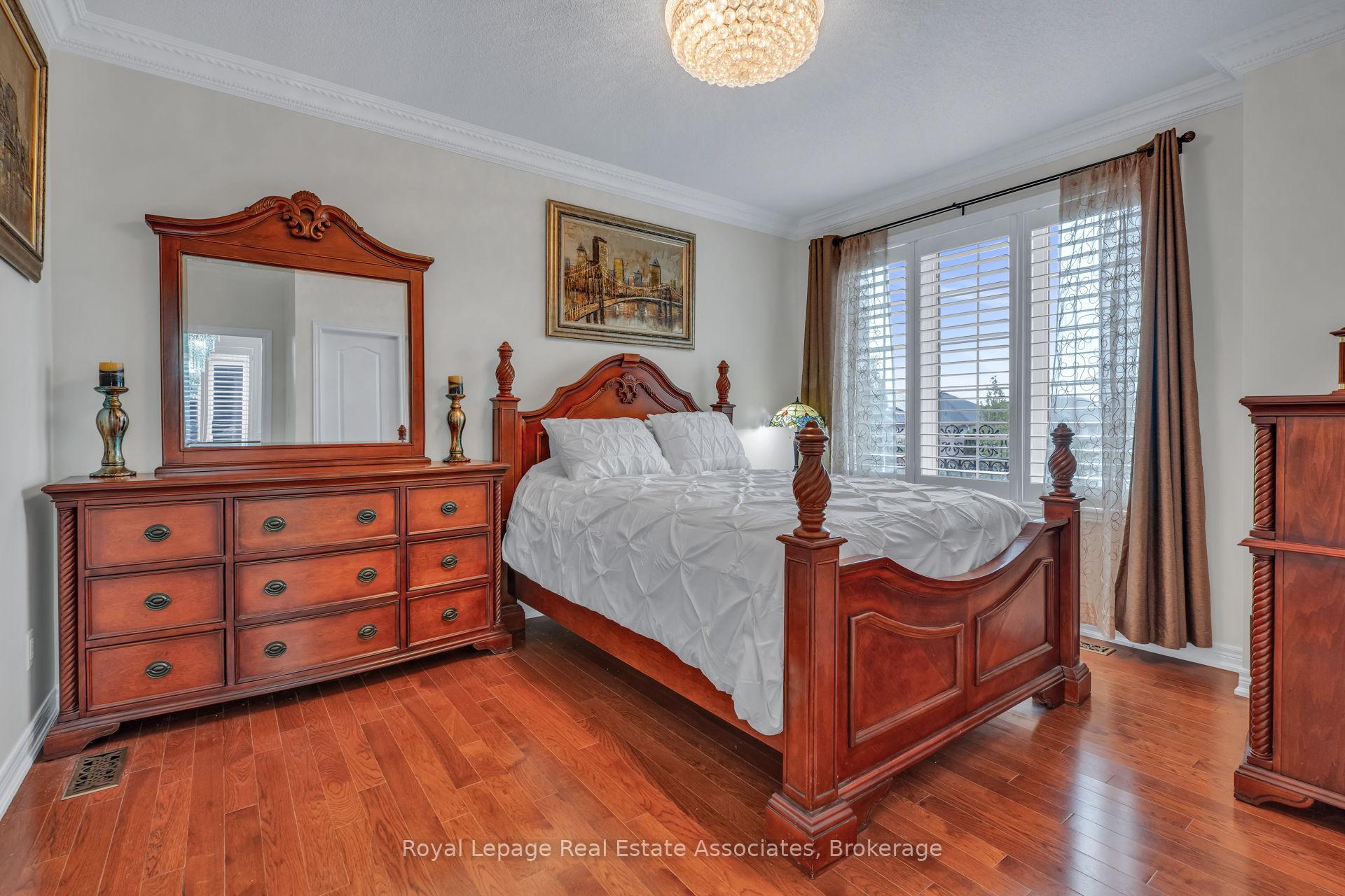 Photo 29 of 26 Silver Pond Drive, Halton Hills, Georgetown — HOMEH