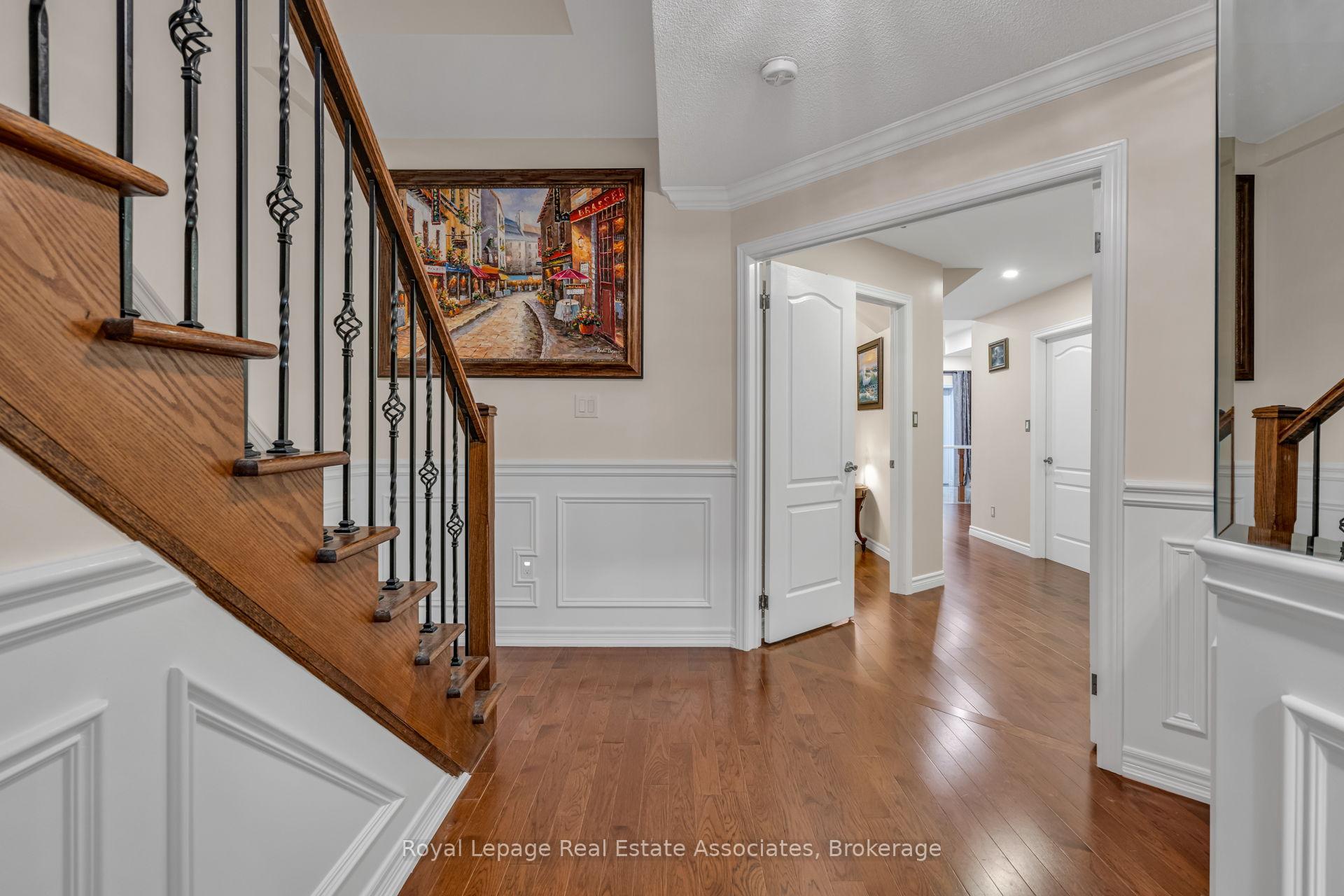 Photo 34 of 26 Silver Pond Drive, Halton Hills, Georgetown — HOMEH