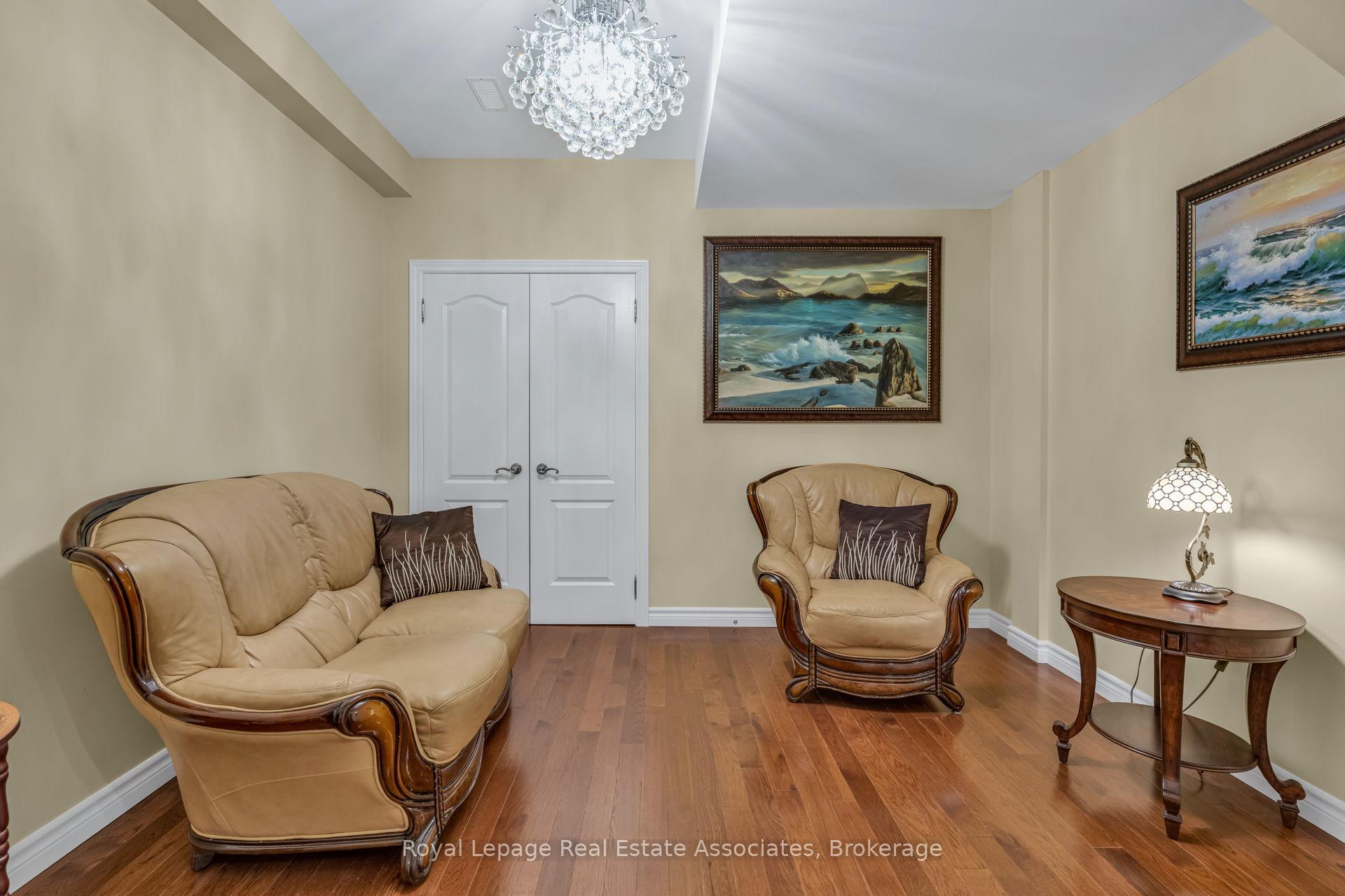 Photo 39 of 26 Silver Pond Drive, Halton Hills, Georgetown — HOMEH