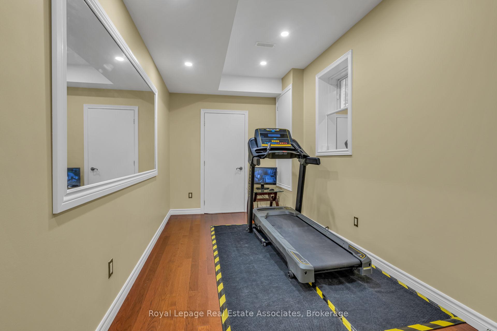 Photo 40 of 26 Silver Pond Drive, Halton Hills, Georgetown — HOMEH