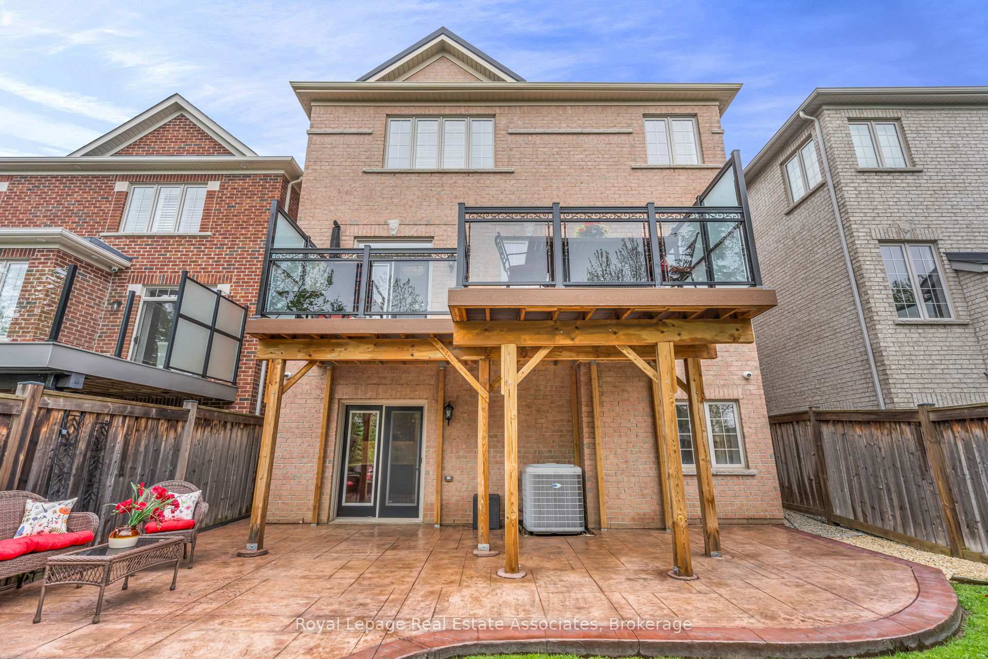Photo 45 of 26 Silver Pond Drive, Halton Hills, Georgetown — HOMEH