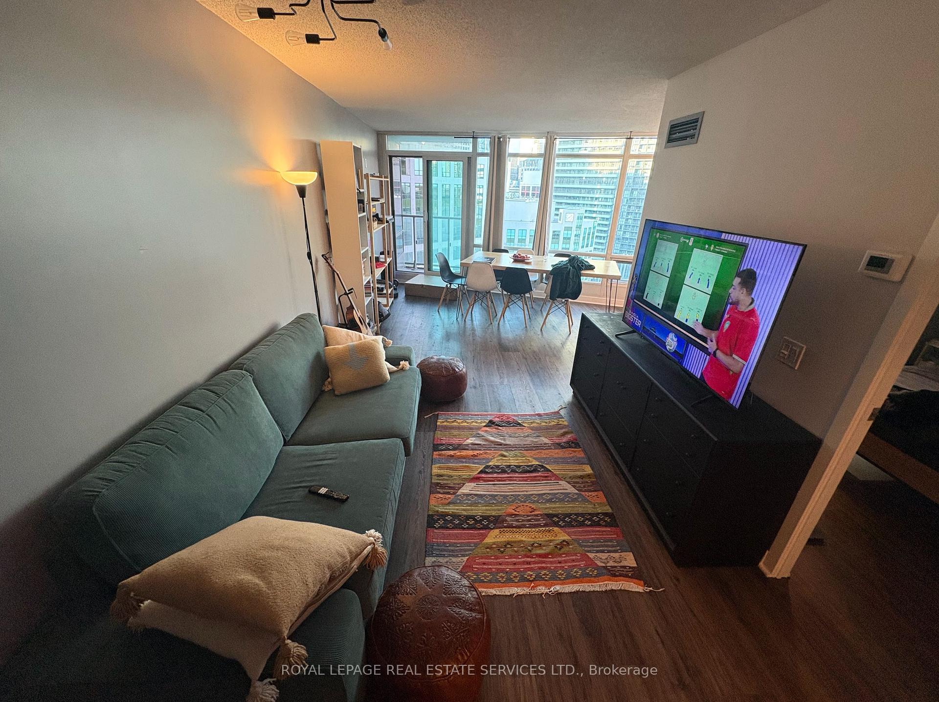 Photo 3 of Unit 1802, 361 Front Street W, Toronto, Waterfront Communities — HOMEH