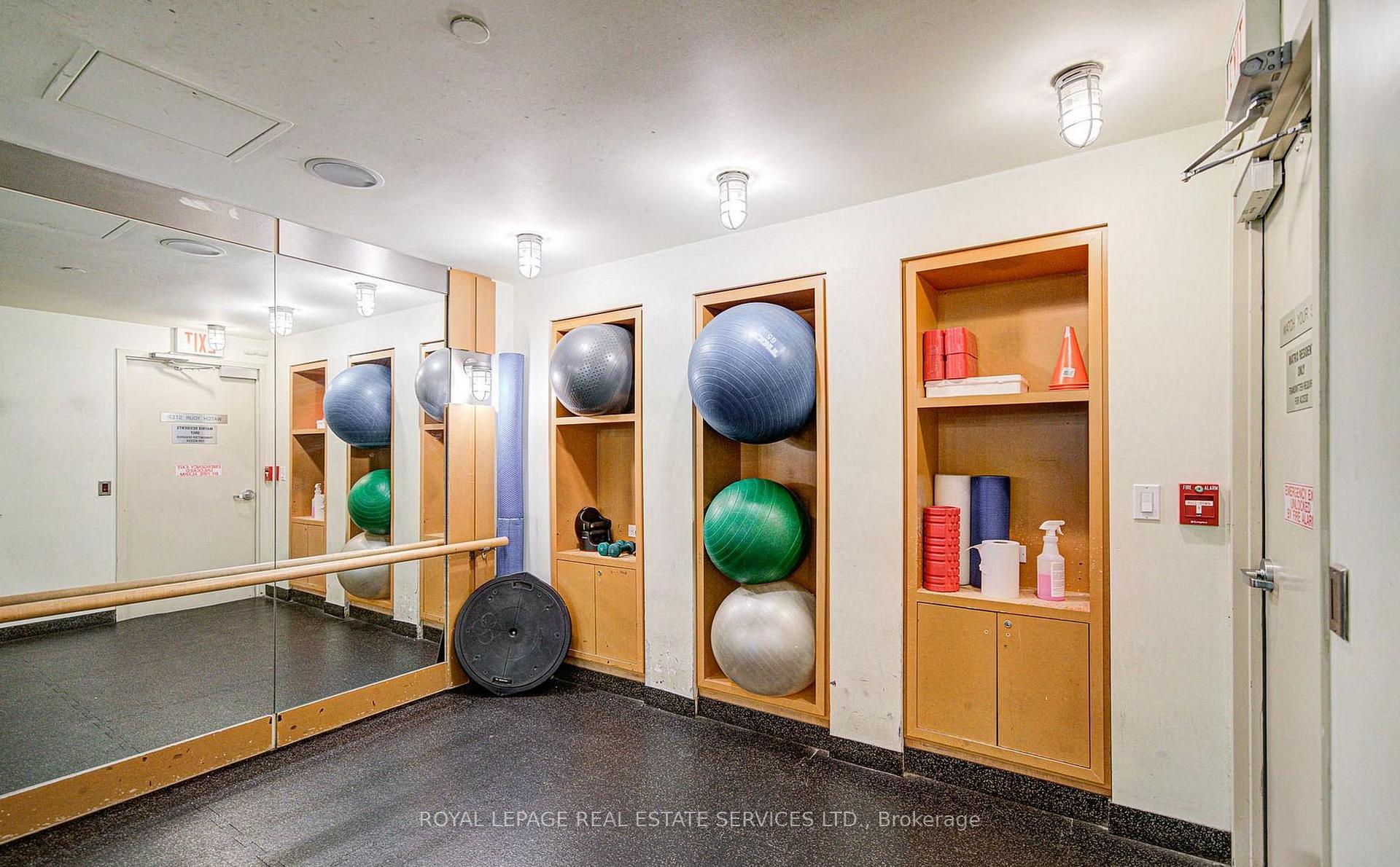 Photo 17 of Unit 1802, 361 Front Street W, Toronto, Waterfront Communities — HOMEH
