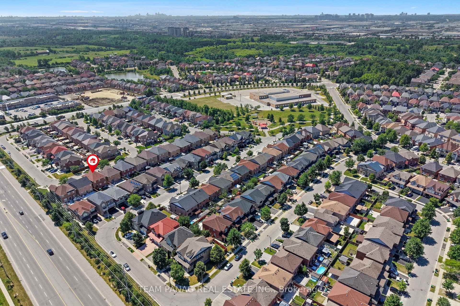 Photo 8 of 22 Beresford Crescent, Brampton, Bram East — HOMEH