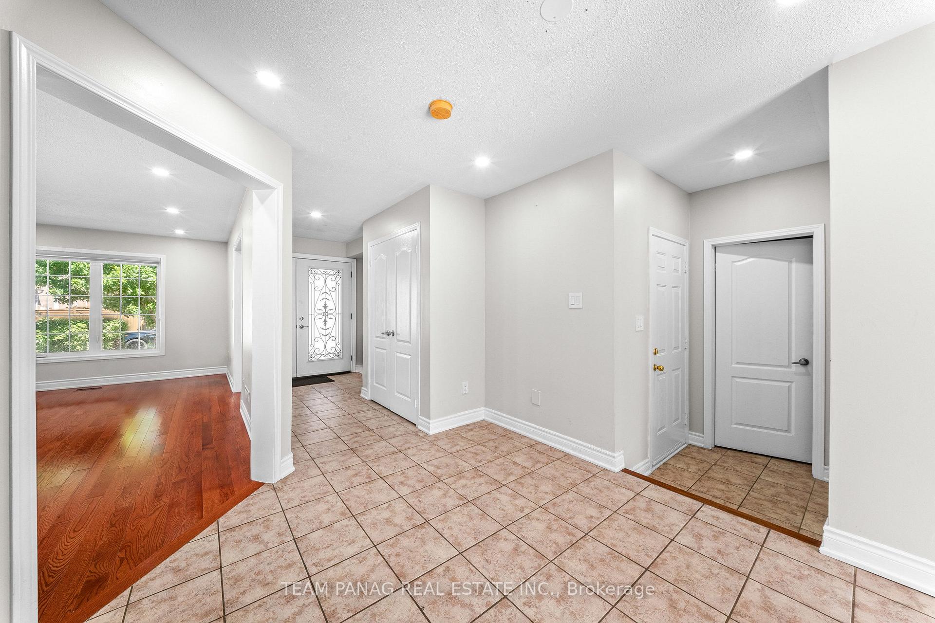 Photo 19 of 22 Beresford Crescent, Brampton, Bram East — HOMEH