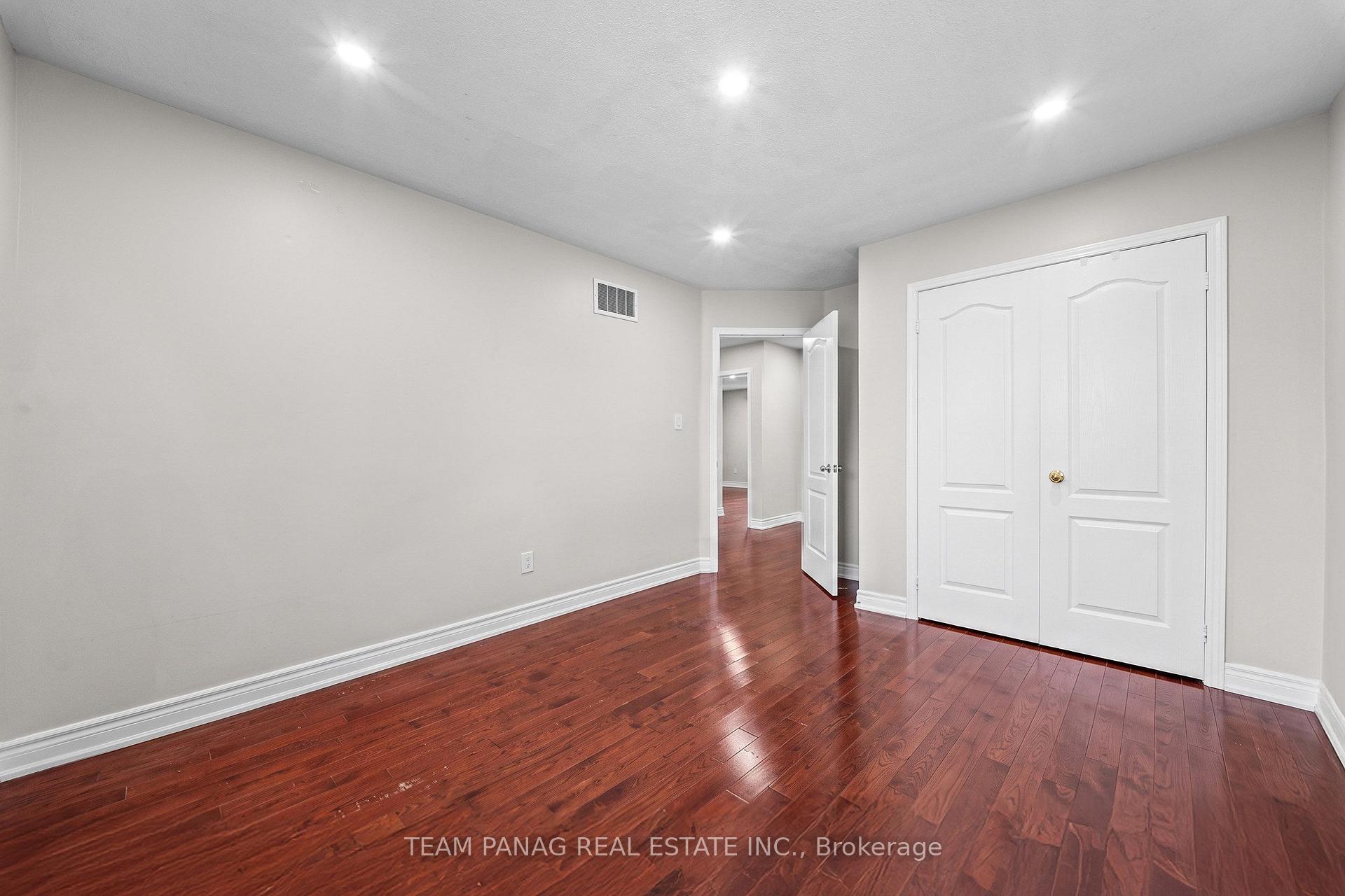 Photo 37 of 22 Beresford Crescent, Brampton, Bram East — HOMEH