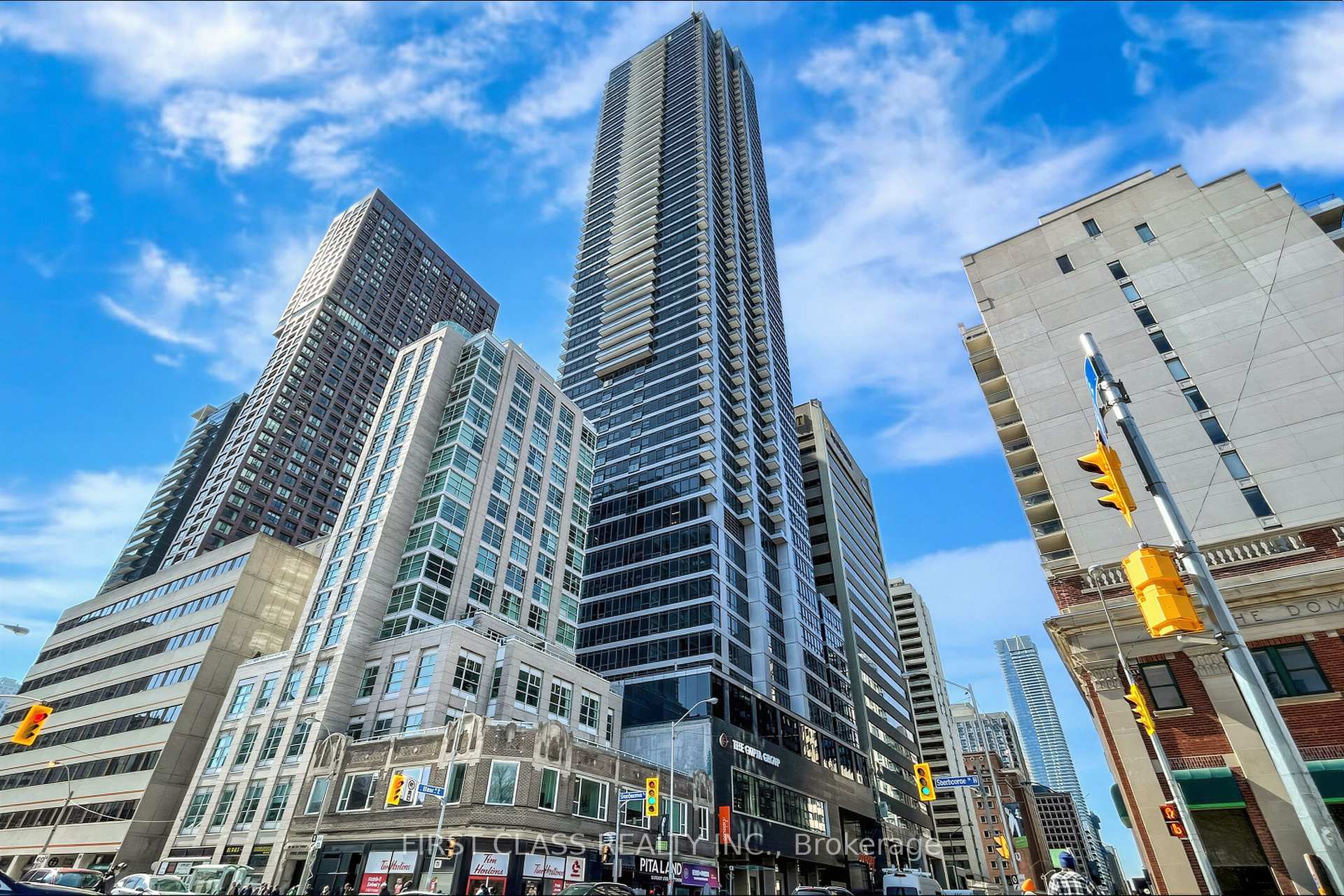 Photo of Unit 4203, 395 Bloor Street E