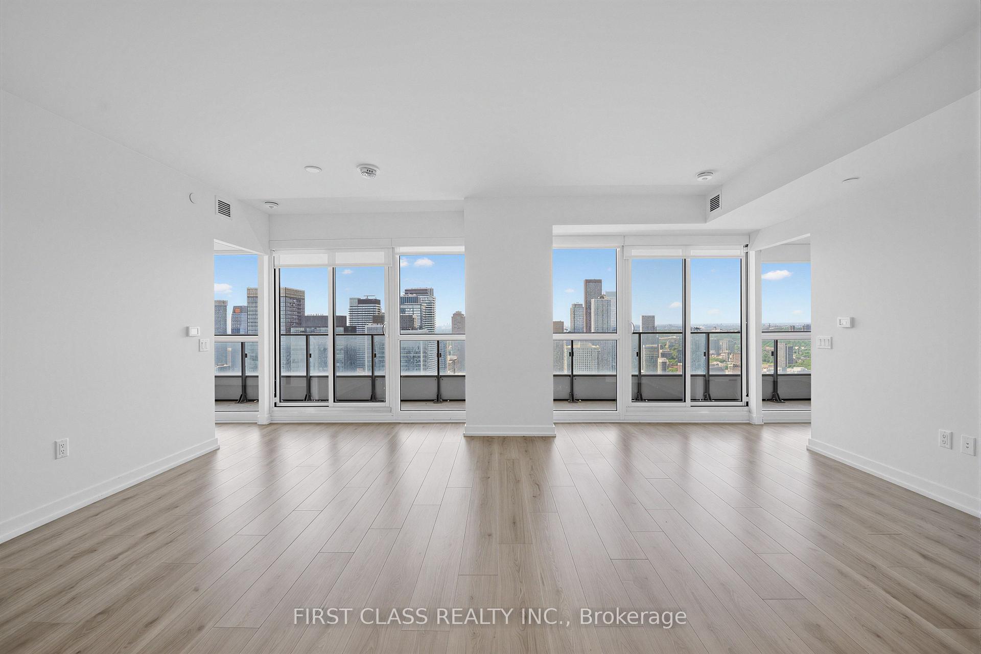 Photo 4 of Unit 4203, 395 Bloor Street E, Toronto, North St. James Town — HOMEH