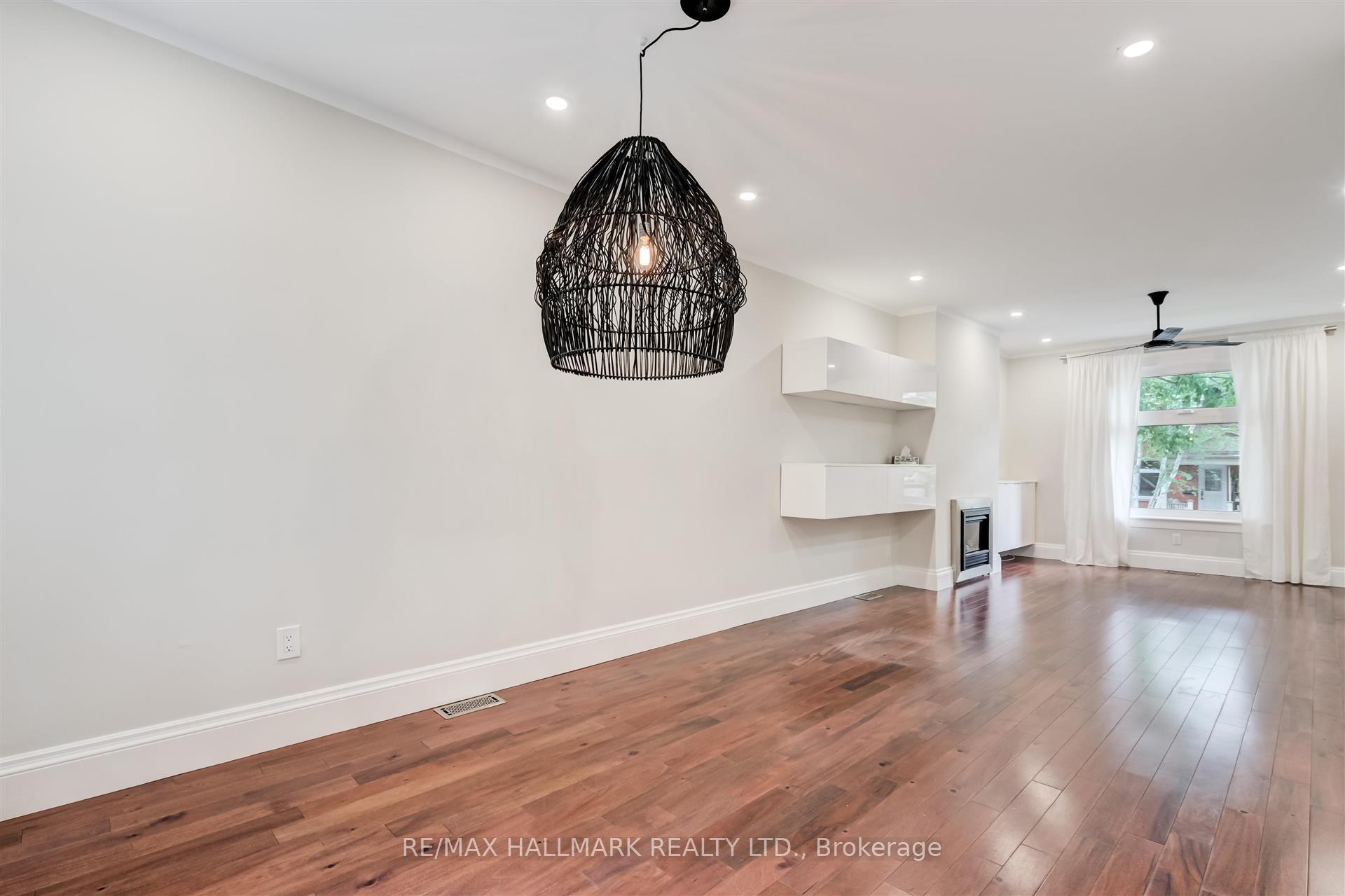 Photo 7 of 584 Logan Avenue, Toronto, North Riverdale — HOMEH