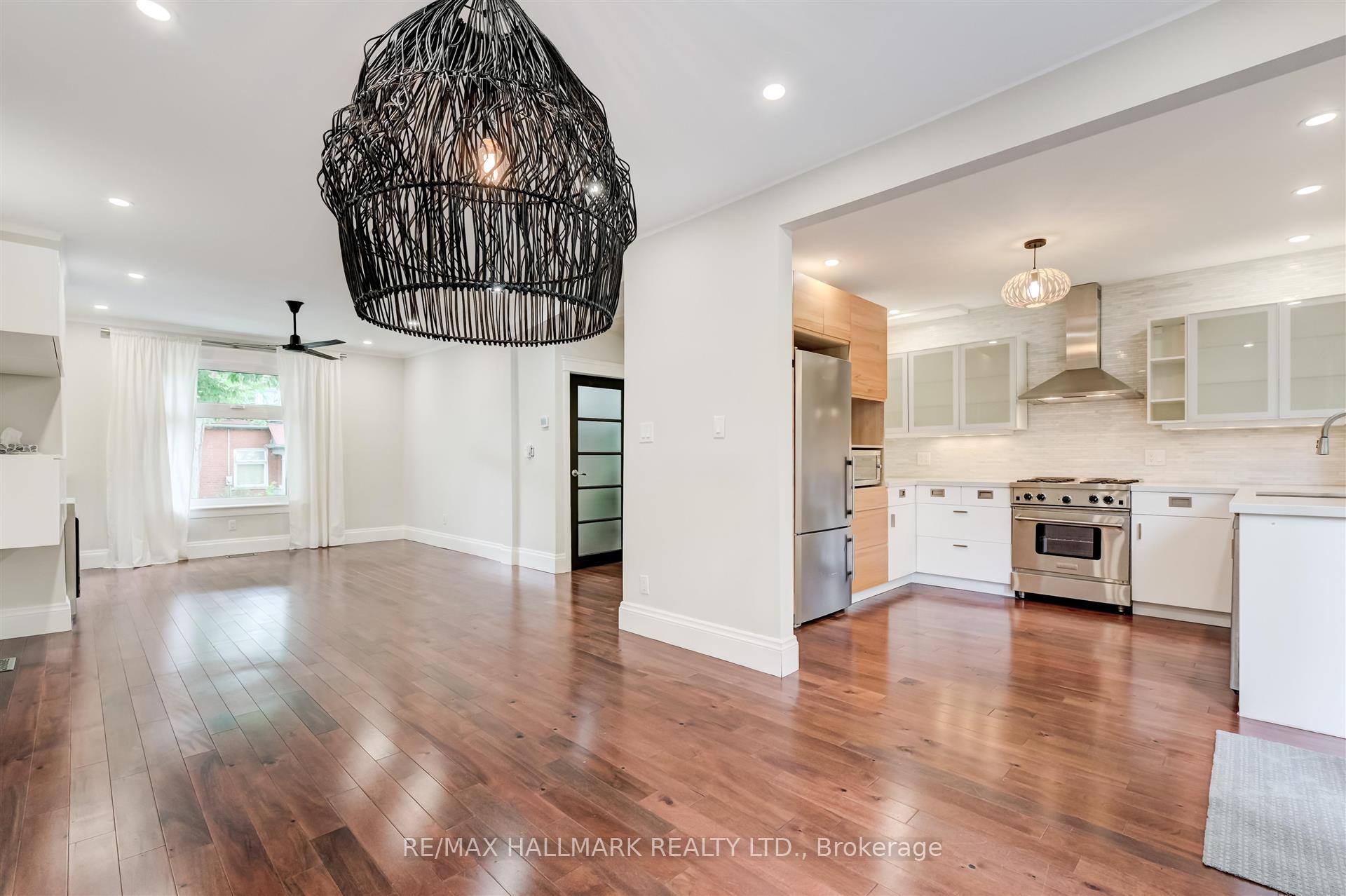 Photo 8 of 584 Logan Avenue, Toronto, North Riverdale — HOMEH