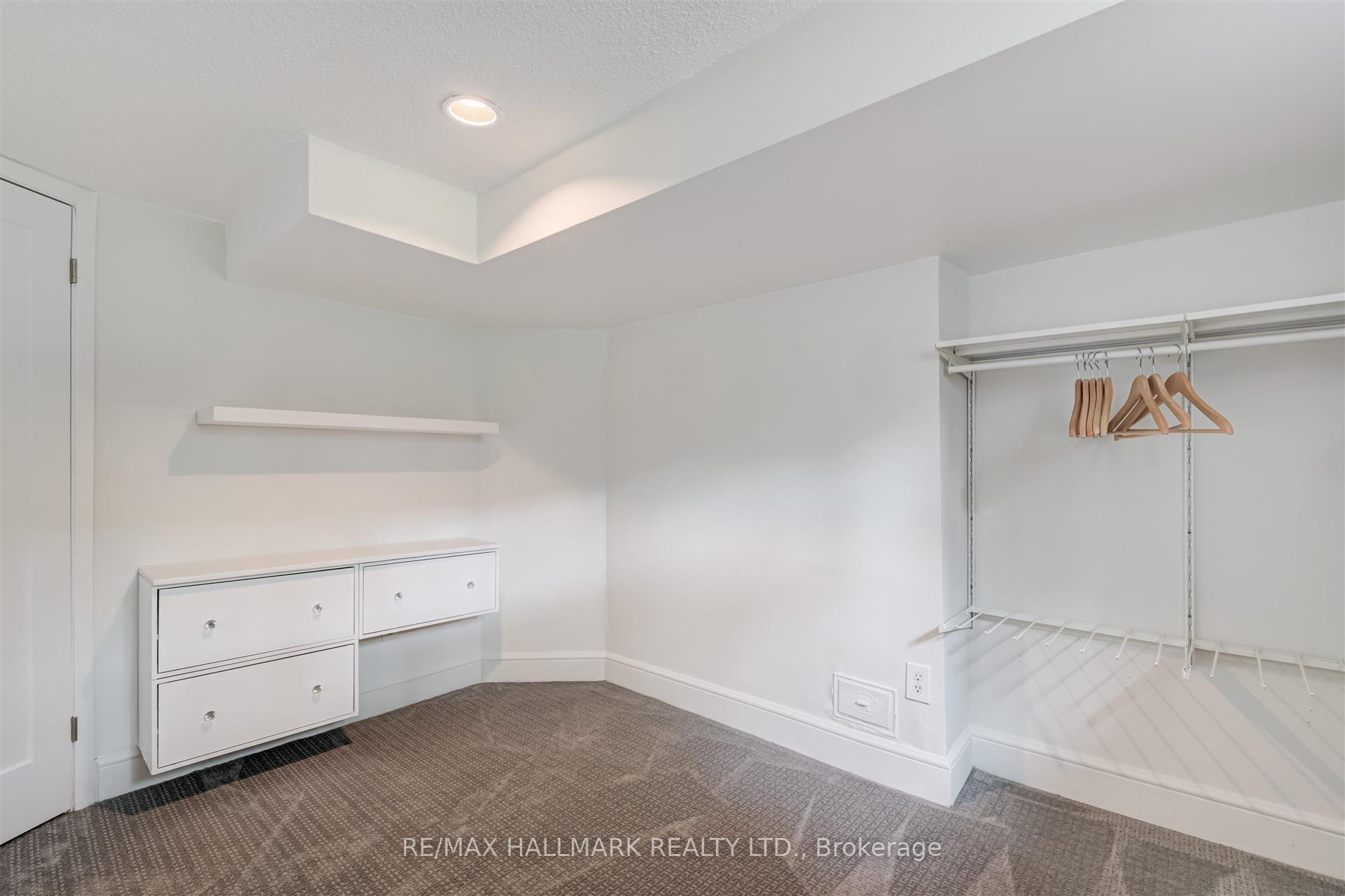 Photo 19 of 584 Logan Avenue, Toronto, North Riverdale — HOMEH