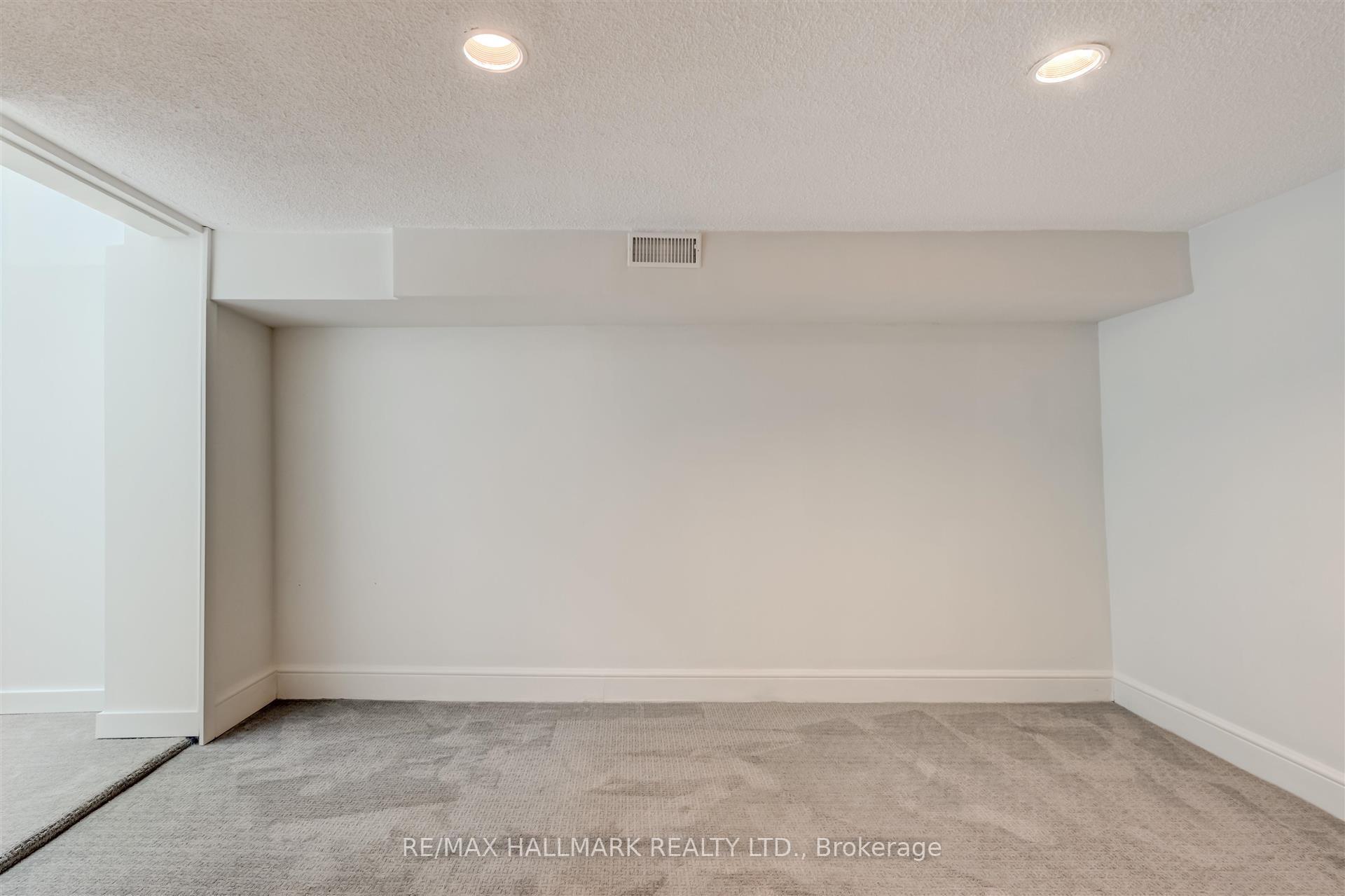 Photo 22 of 584 Logan Avenue, Toronto, North Riverdale — HOMEH
