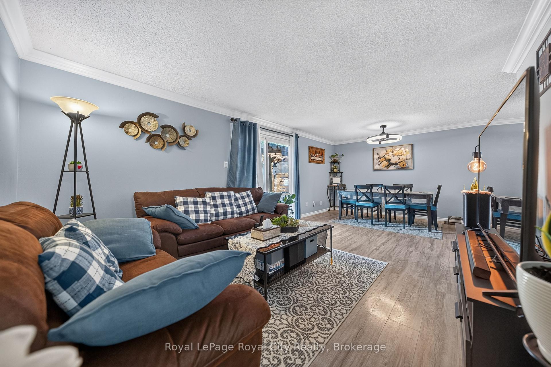Photo 7 of Unit 58, 539 Willow Road, Guelph, Willow West/Sugarbush/West Acres — HOMEH