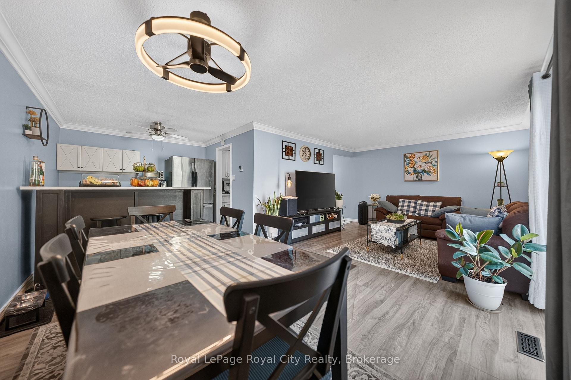 Photo 15 of Unit 58, 539 Willow Road, Guelph, Willow West/Sugarbush/West Acres — HOMEH