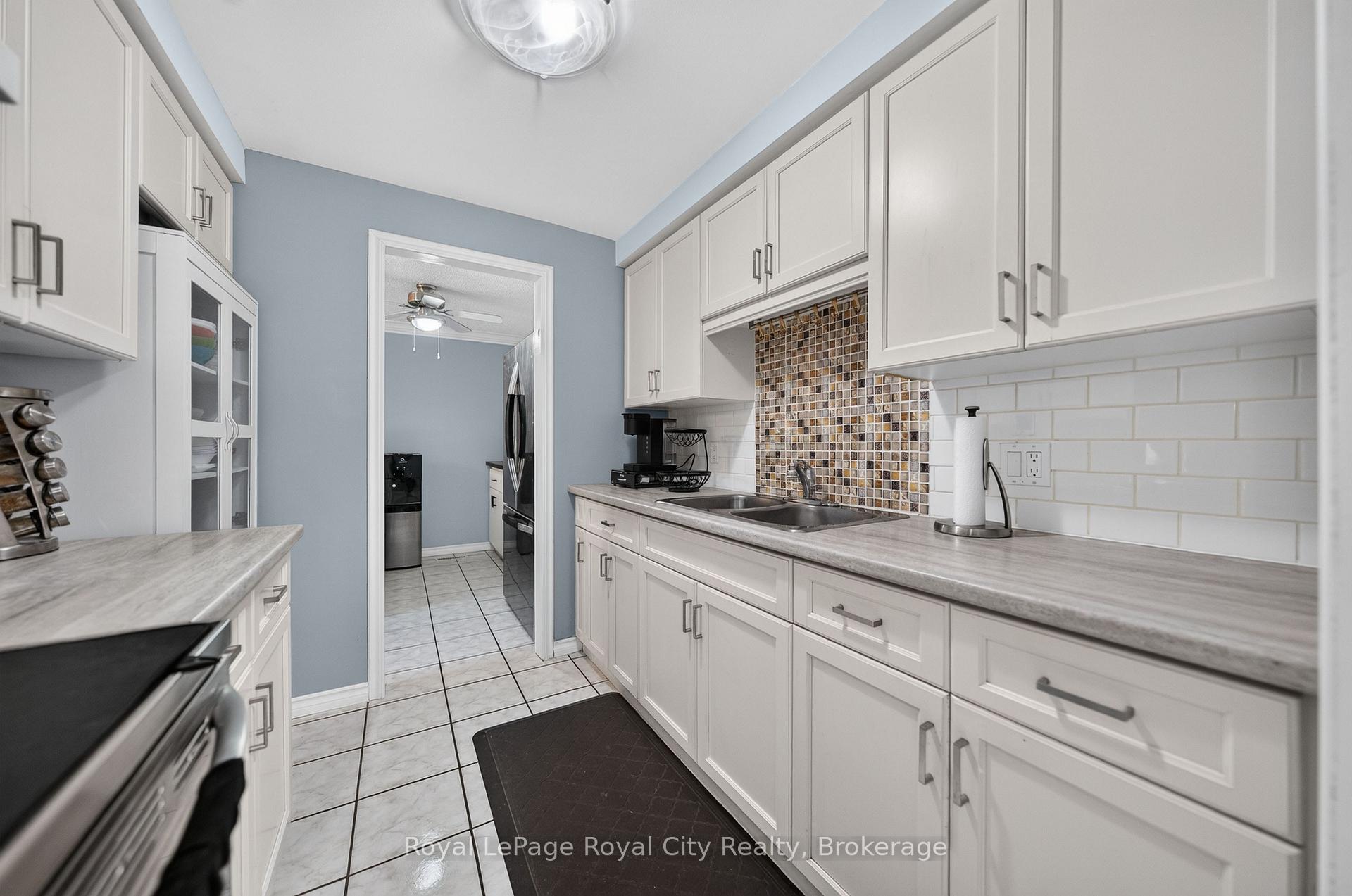 Photo 18 of Unit 58, 539 Willow Road, Guelph, Willow West/Sugarbush/West Acres — HOMEH