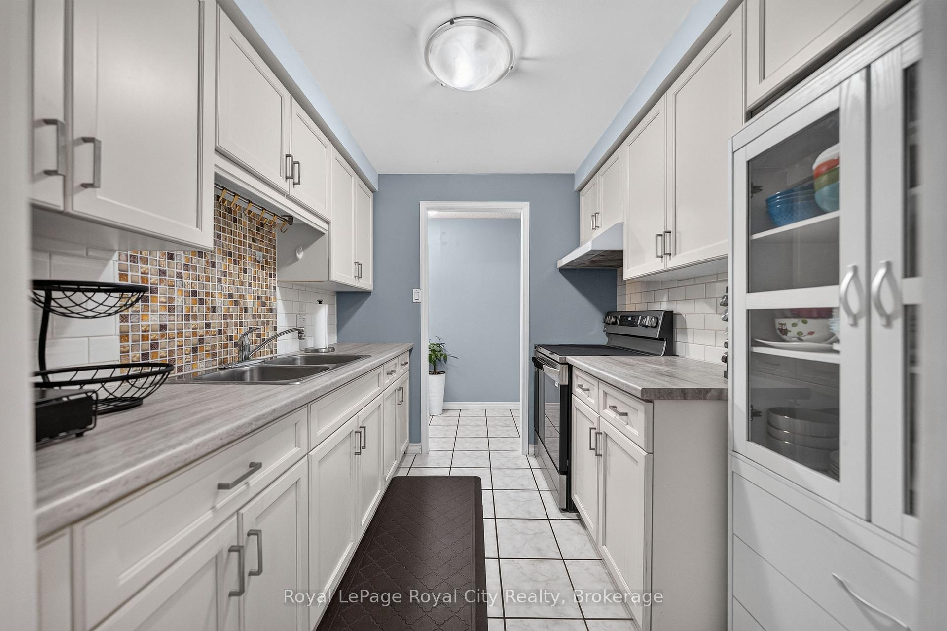 Photo 19 of Unit 58, 539 Willow Road, Guelph, Willow West/Sugarbush/West Acres — HOMEH