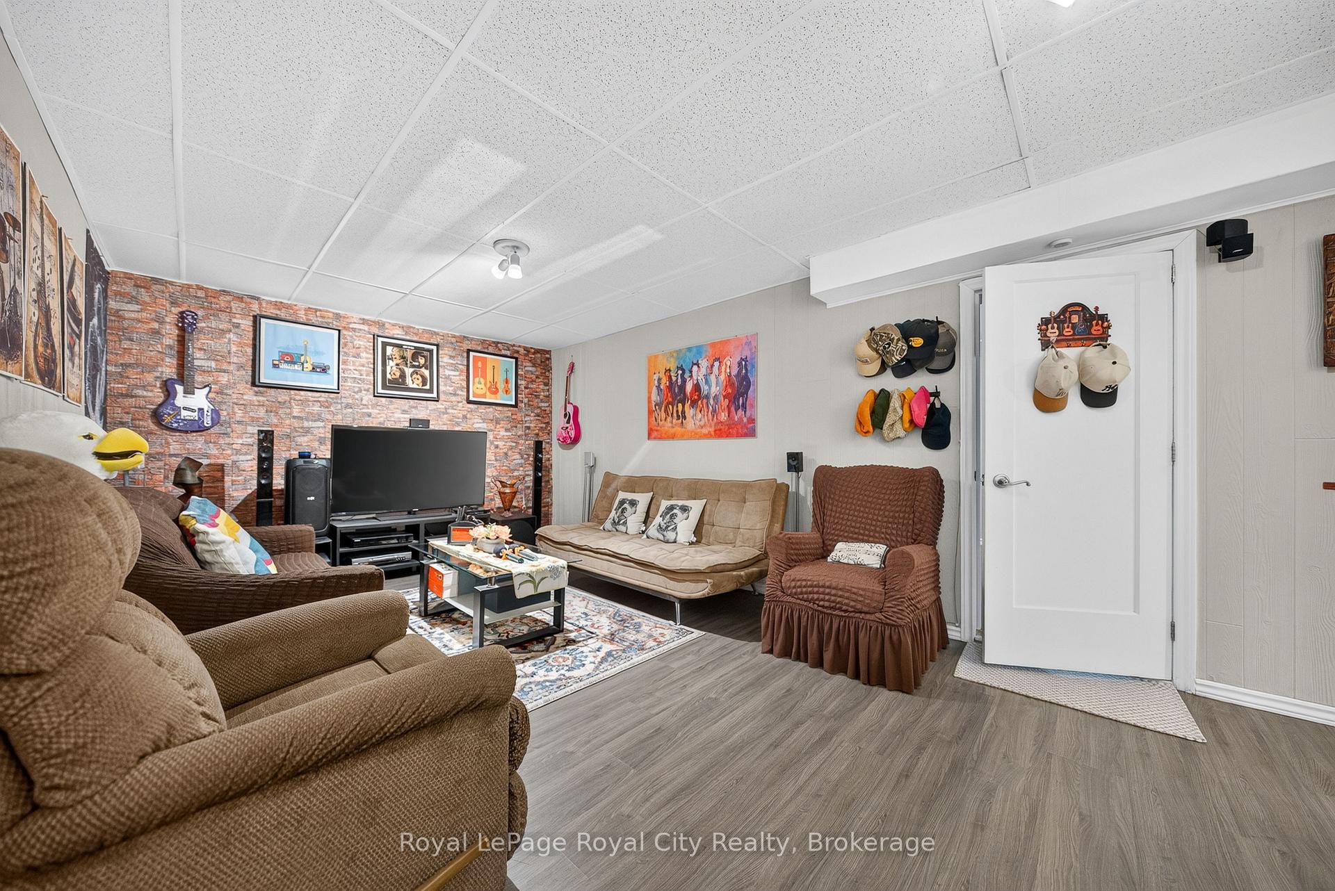 Photo 32 of Unit 58, 539 Willow Road, Guelph, Willow West/Sugarbush/West Acres — HOMEH