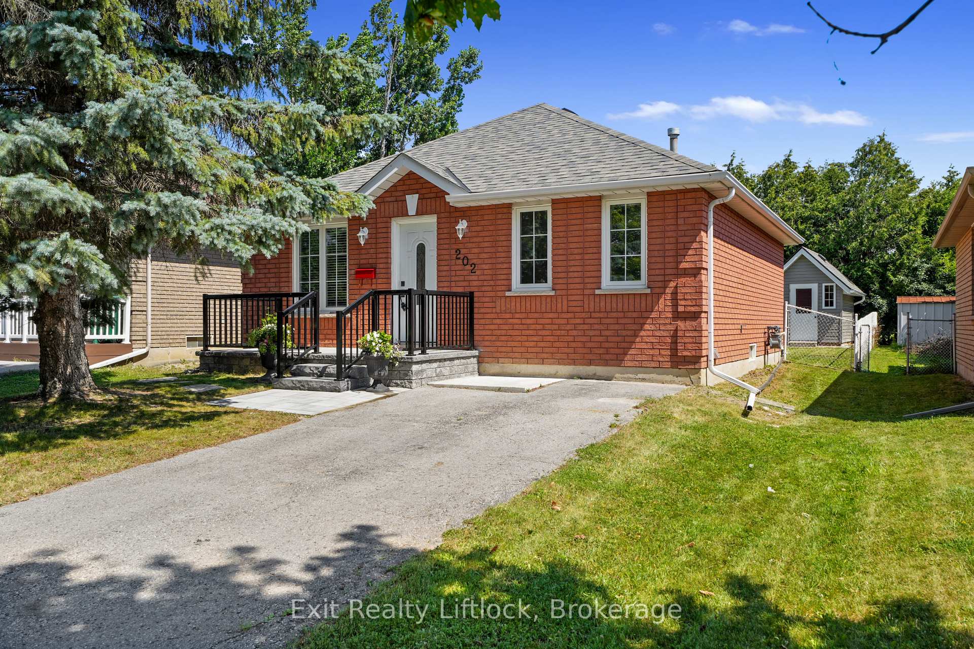 Photo 26 of 202 Milroy Drive, Peterborough, Northcrest Ward 5 — HOMEH