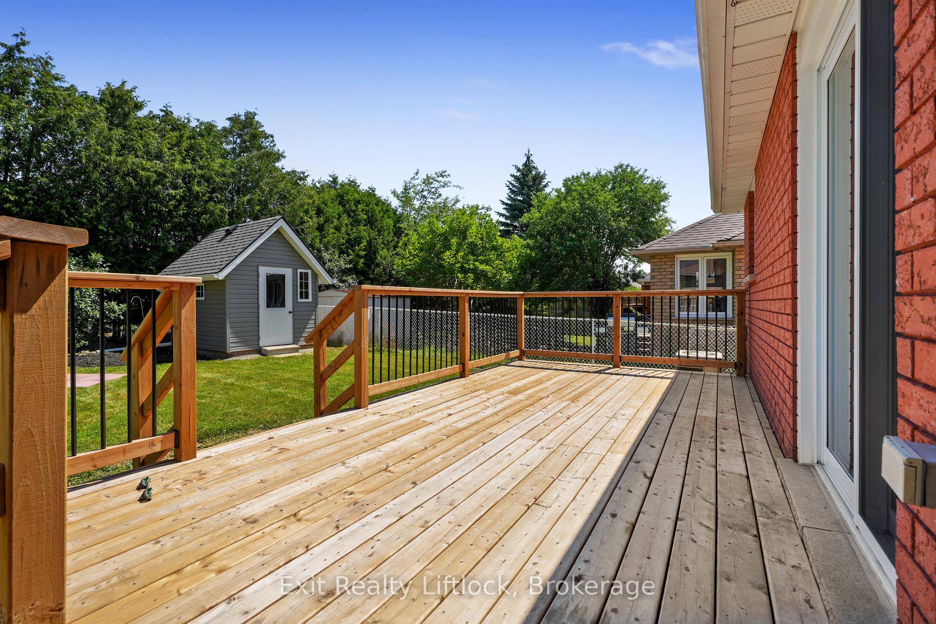 Photo 19 of 202 Milroy Drive, Peterborough, Northcrest Ward 5 — HOMEH