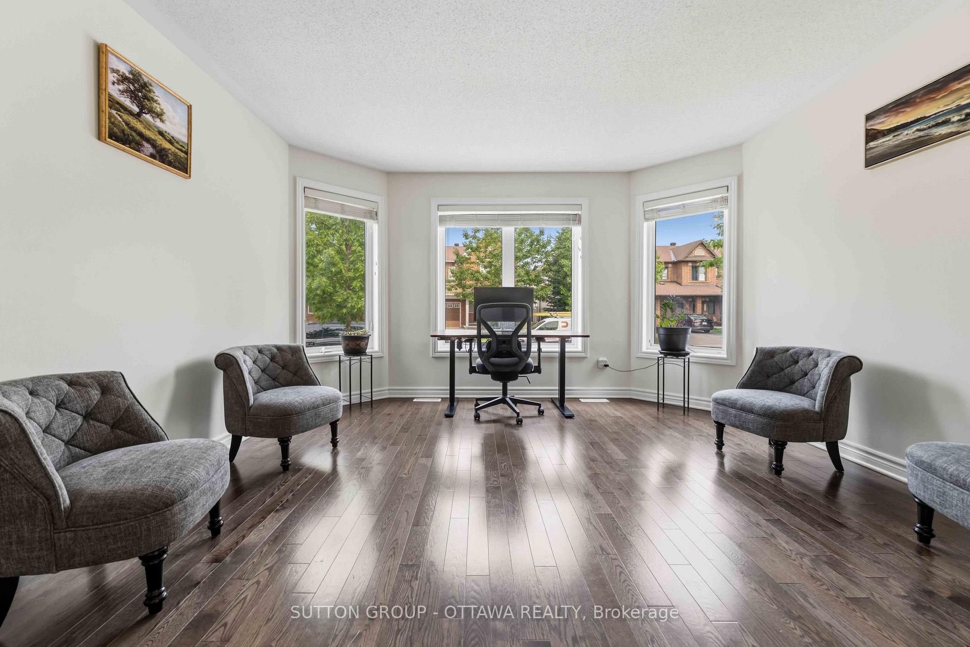 Photo 7 of 120 Dunforest Terrace, Ottawa, Barrhaven - Strandherd — HOMEH