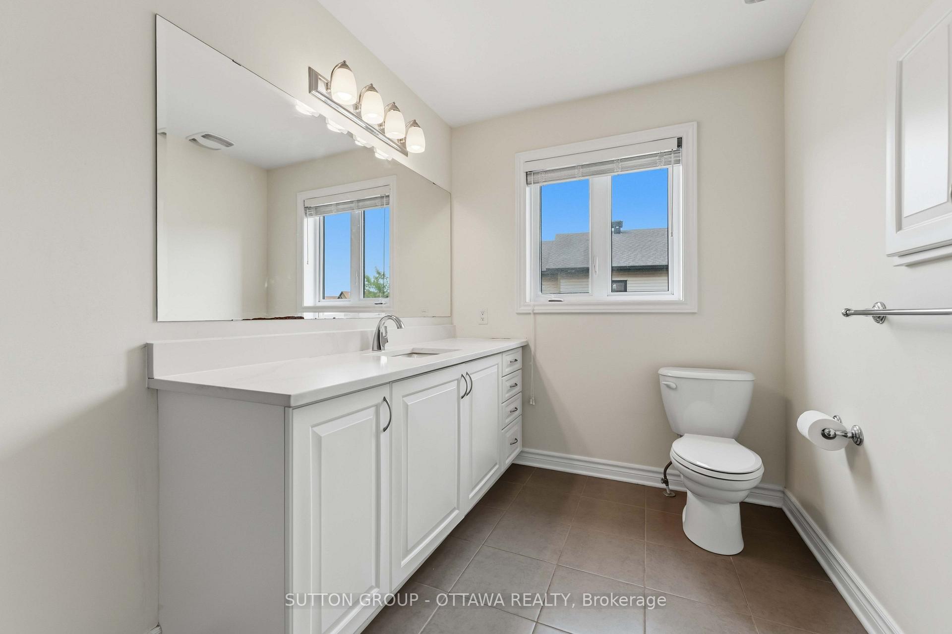 Photo 20 of 120 Dunforest Terrace, Ottawa, Barrhaven - Strandherd — HOMEH
