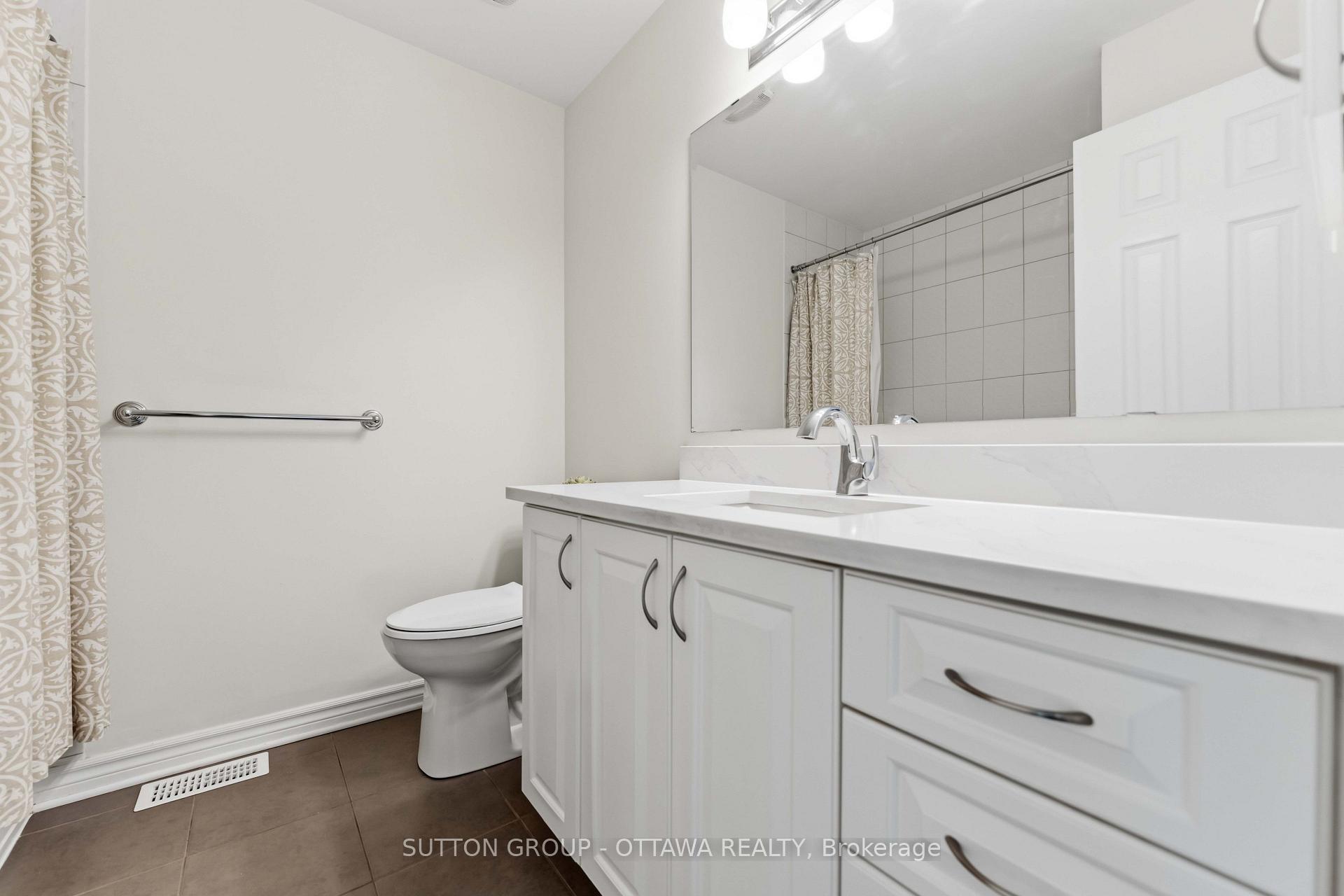 Photo 25 of 120 Dunforest Terrace, Ottawa, Barrhaven - Strandherd — HOMEH