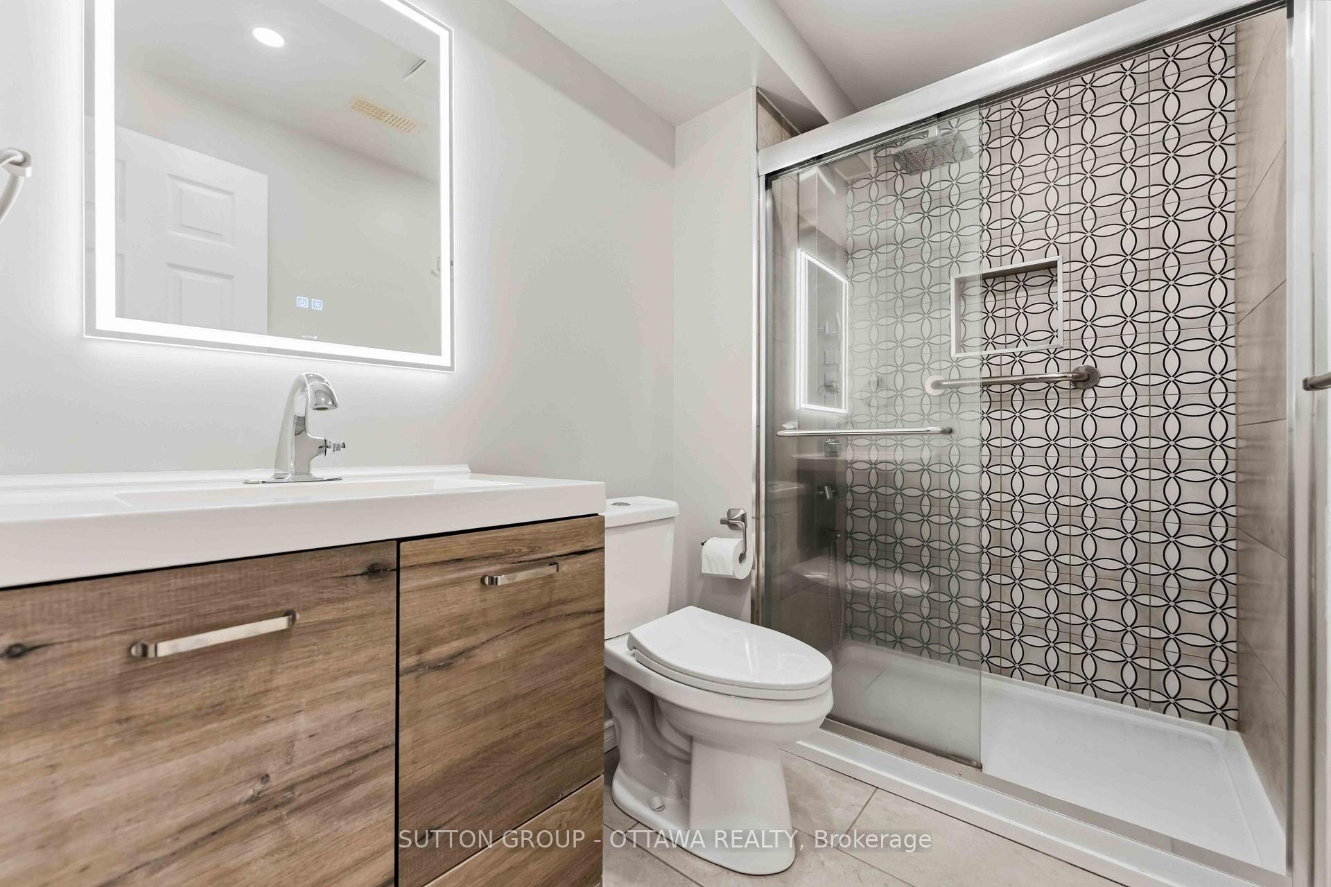 Photo 33 of 120 Dunforest Terrace, Ottawa, Barrhaven - Strandherd — HOMEH