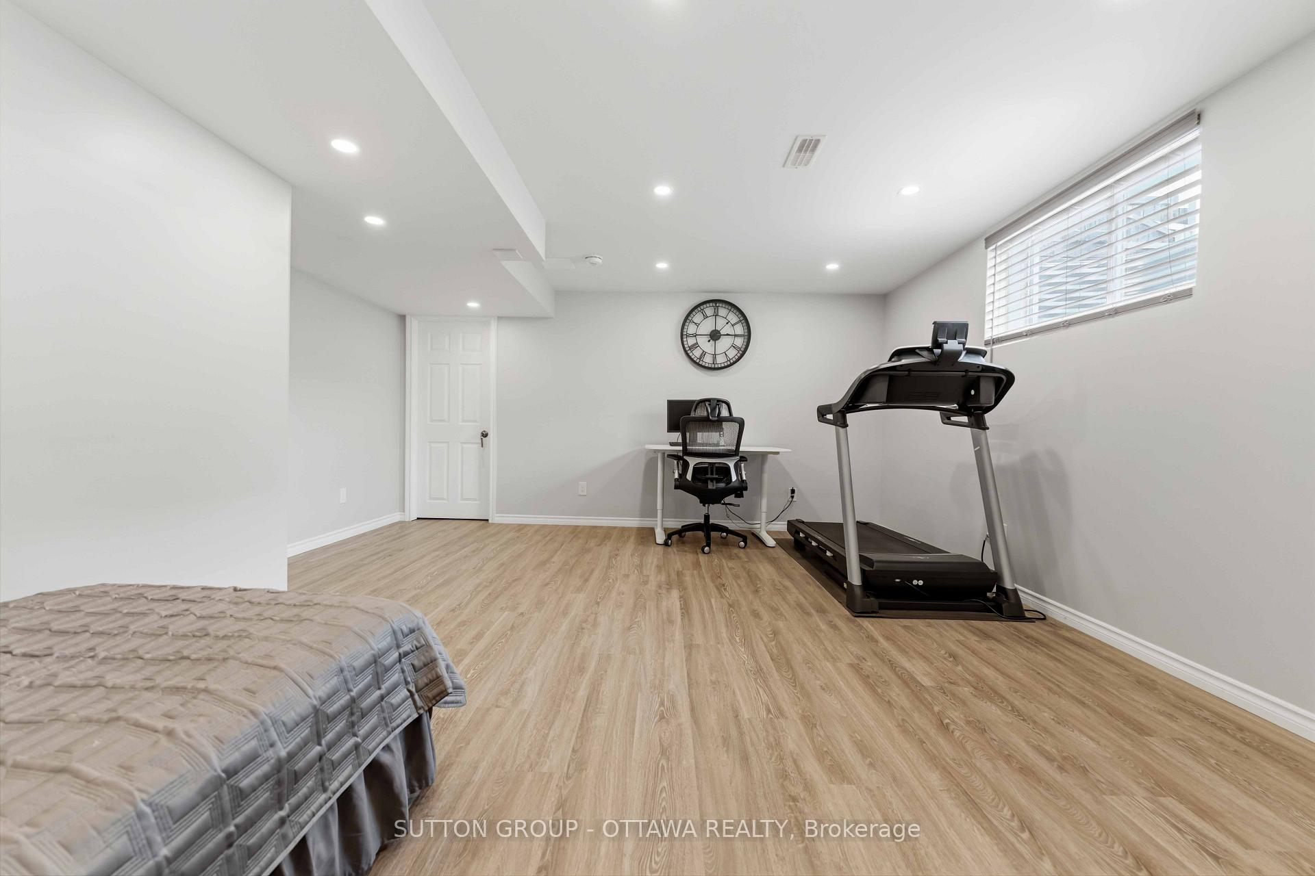 Photo 40 of 120 Dunforest Terrace, Ottawa, Barrhaven - Strandherd — HOMEH