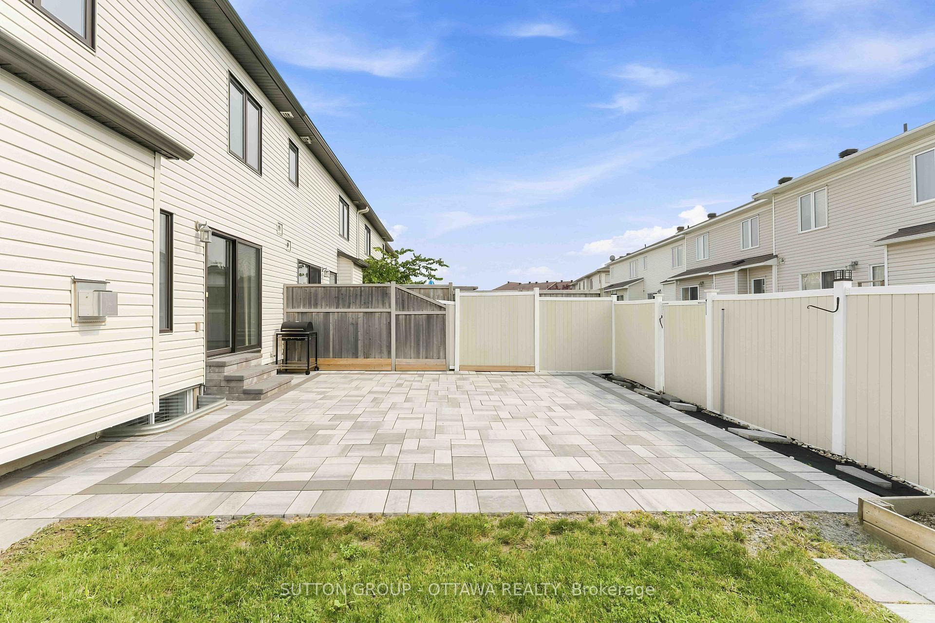 Photo 42 of 120 Dunforest Terrace, Ottawa, Barrhaven - Strandherd — HOMEH