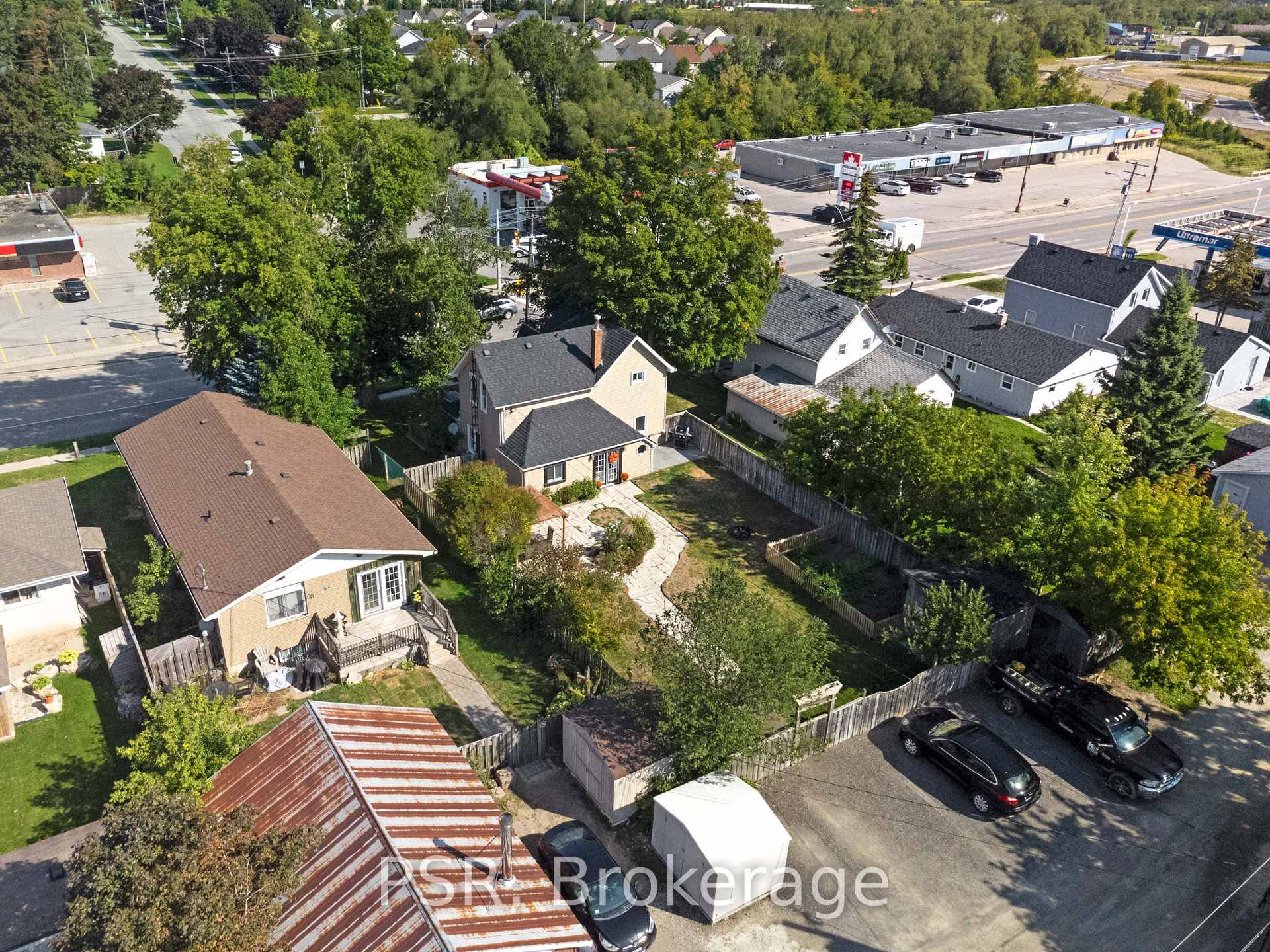 Photo 2 of 505 Main Street E, Shelburne — HOMEH