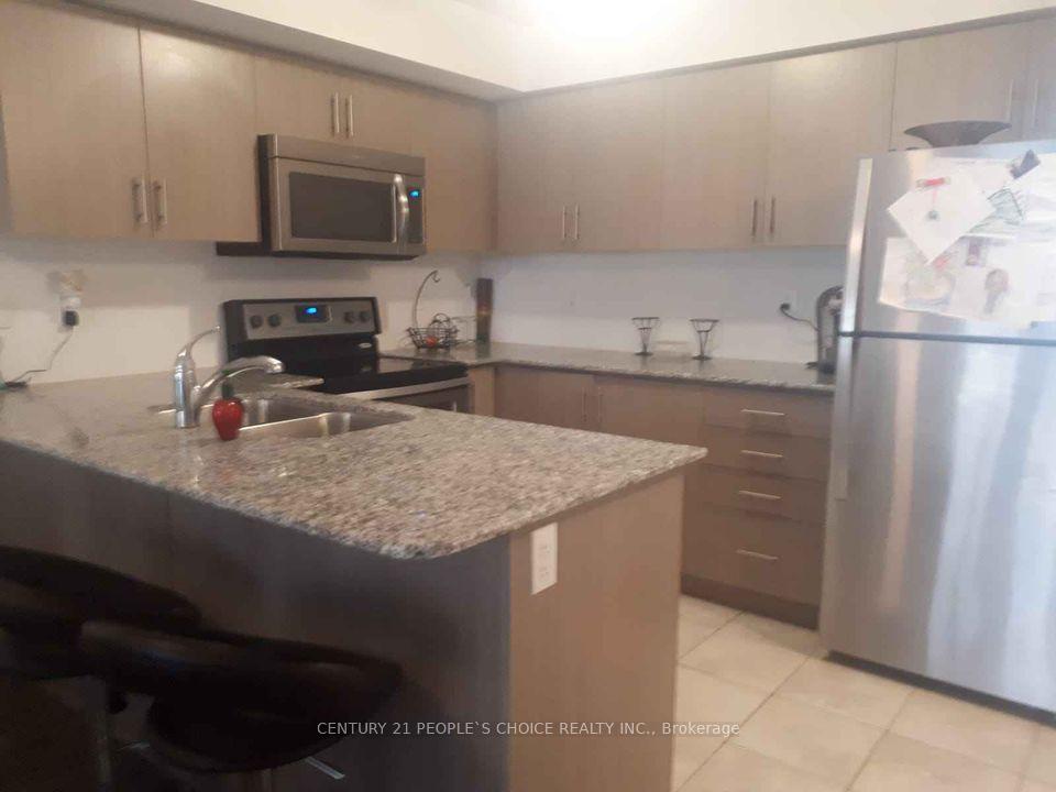 Photo 4 of Unit 6, 2480 Post Road, Oakville, River Oaks — HOMEH