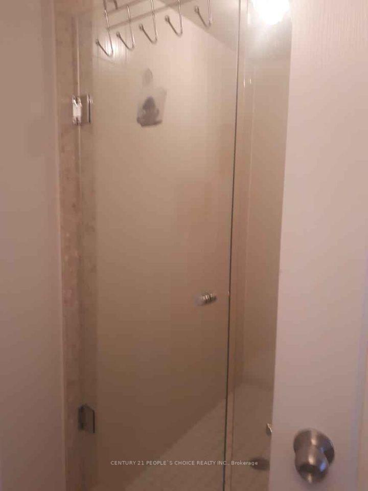 Photo 7 of Unit 6, 2480 Post Road, Oakville, River Oaks — HOMEH