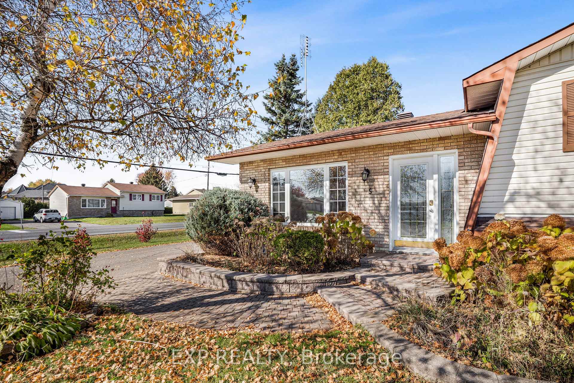 Photo 2 of 5 Albert Street, Casselman, Casselman — HOMEH