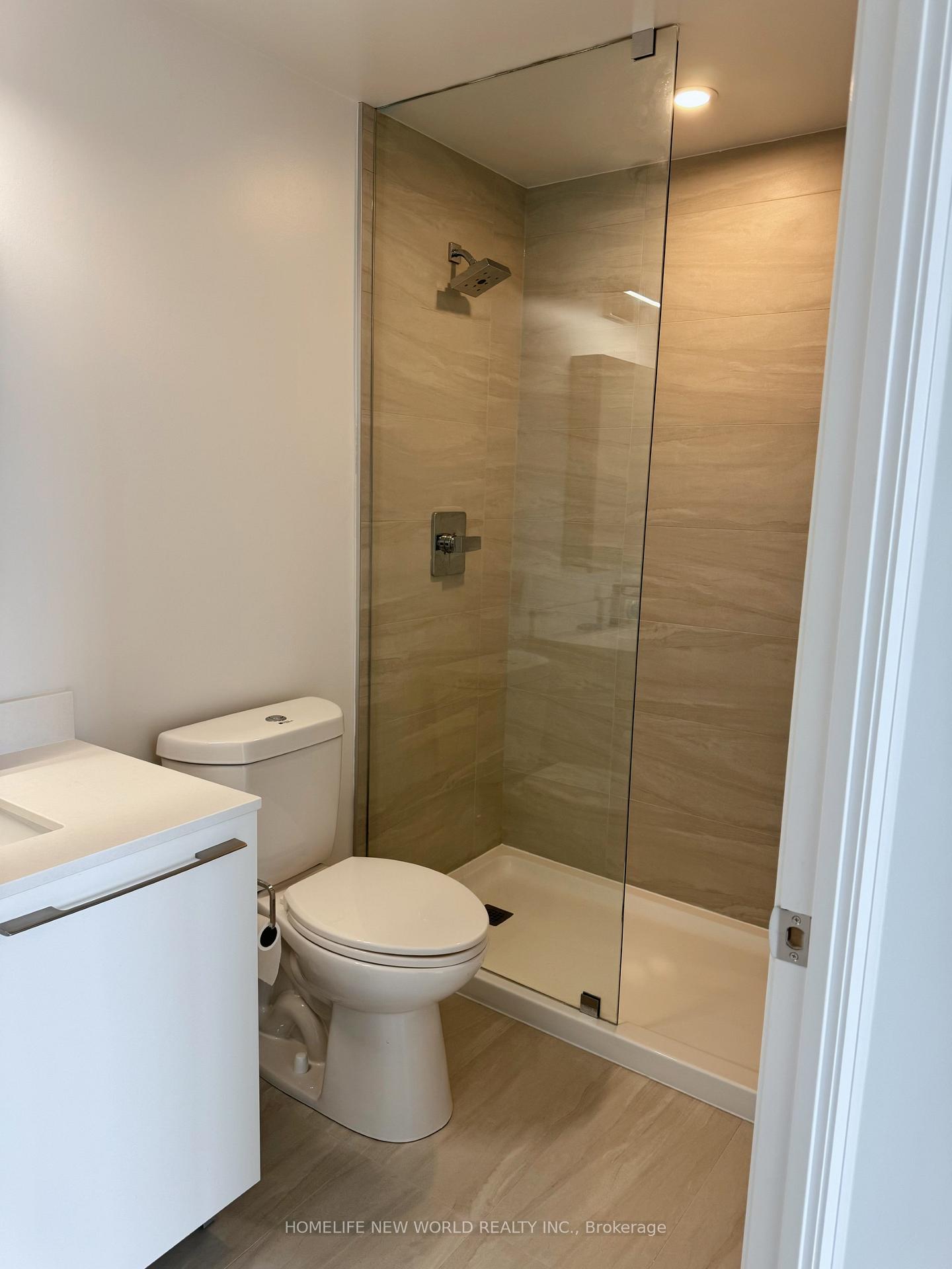 Photo 3 of Unit 2106, 8 Water Walk Drive, Markham, Unionville — HOMEH