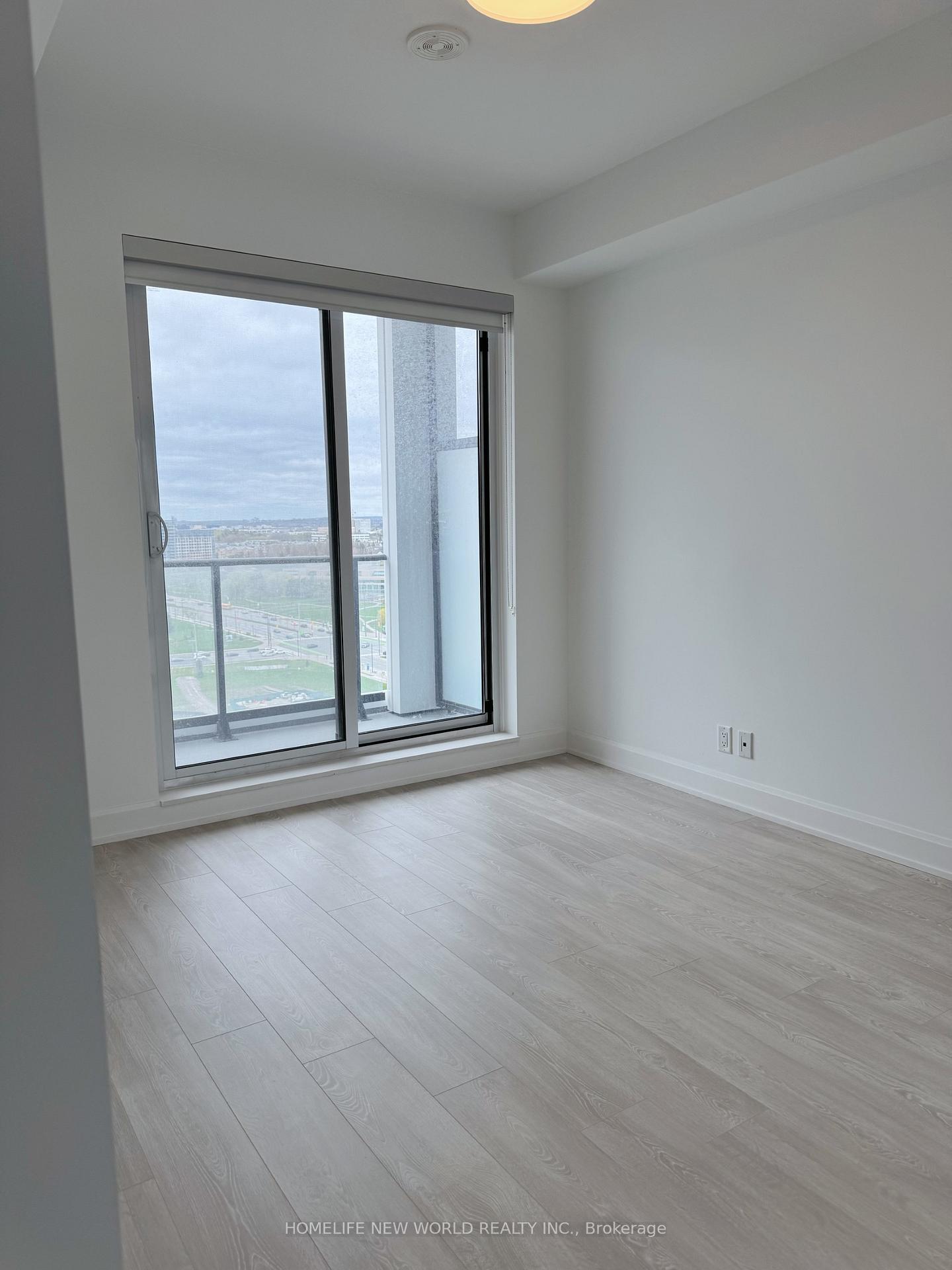 Photo 5 of Unit 2106, 8 Water Walk Drive, Markham, Unionville — HOMEH