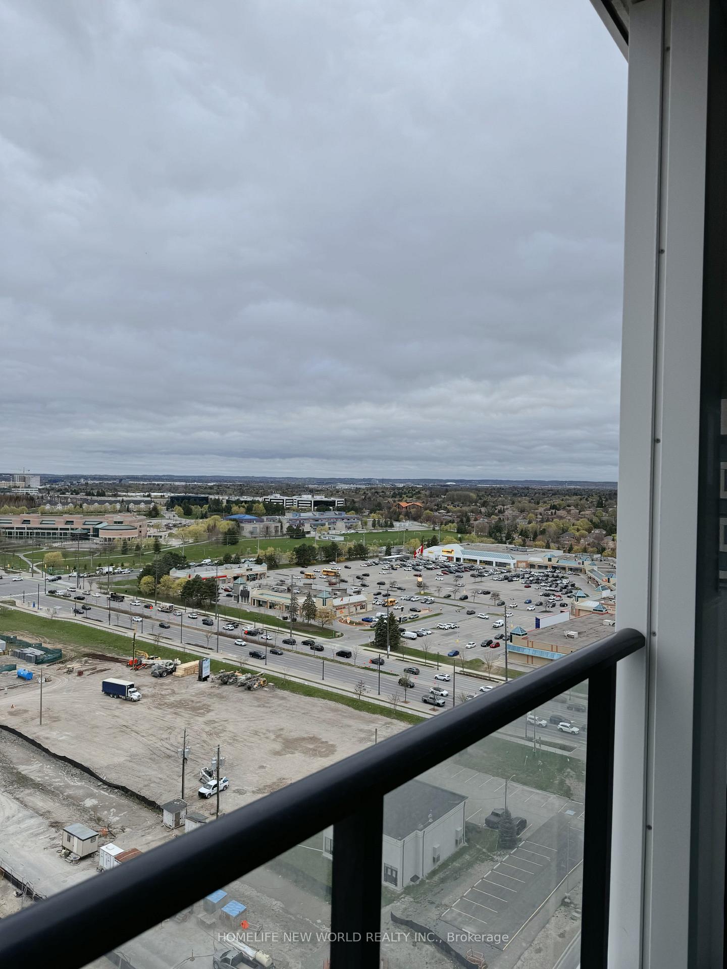 Photo 6 of Unit 2106, 8 Water Walk Drive, Markham, Unionville — HOMEH
