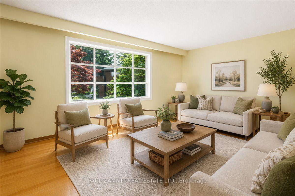 Photo 6 of 56 Coral Harbour Crescent, Markham, Bayview Fairway-Bayview Country Club Estates — HOMEH