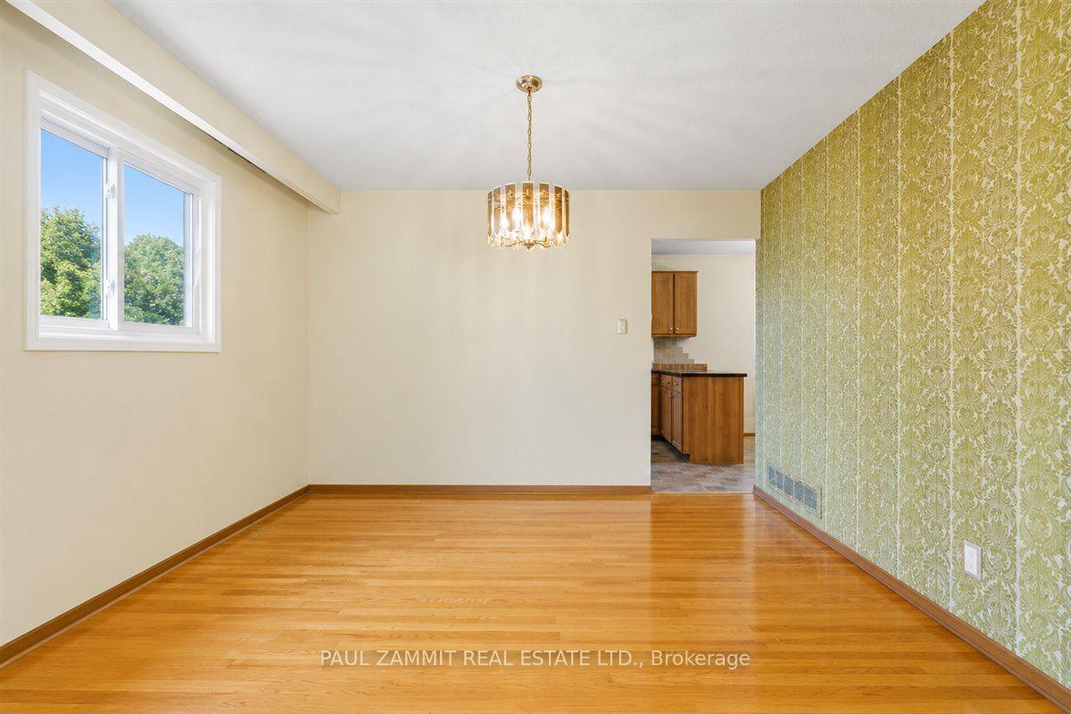 Photo 7 of 56 Coral Harbour Crescent, Markham, Bayview Fairway-Bayview Country Club Estates — HOMEH