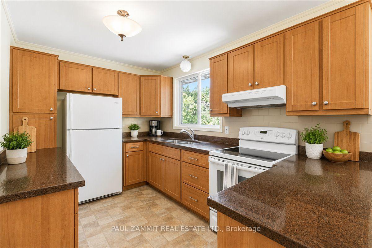 Photo 9 of 56 Coral Harbour Crescent, Markham, Bayview Fairway-Bayview Country Club Estates — HOMEH