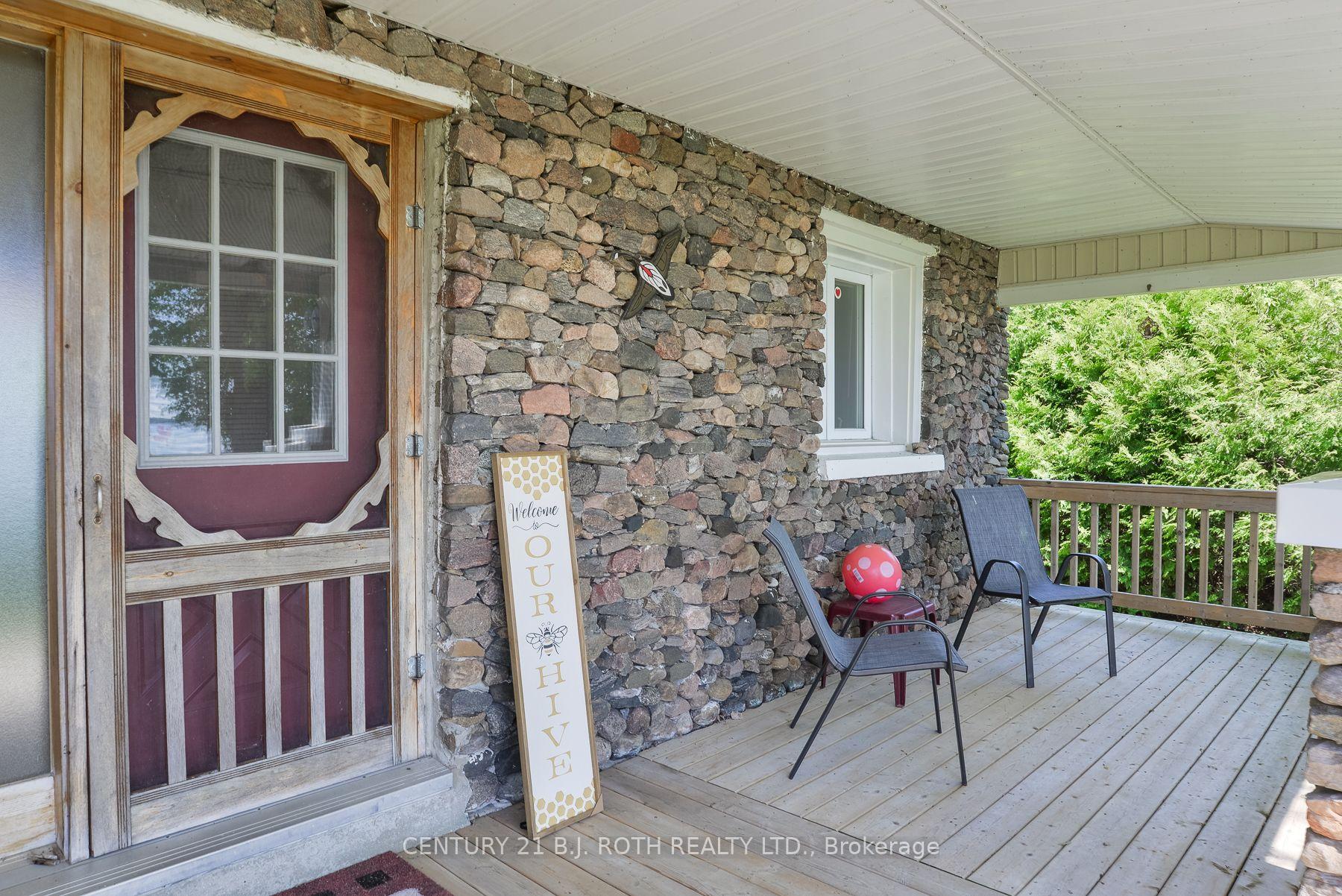 Photo 15 of 3568 Amilia Drive W, Ramara, Rural Ramara — HOMEH