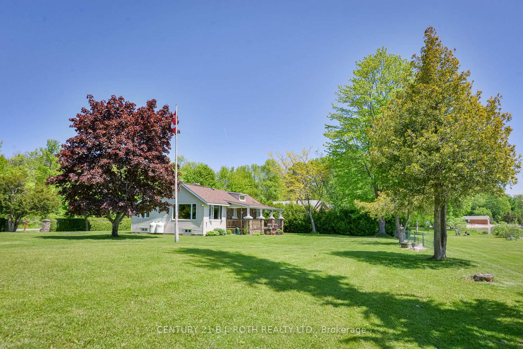 Photo 16 of 3568 Amilia Drive W, Ramara, Rural Ramara — HOMEH