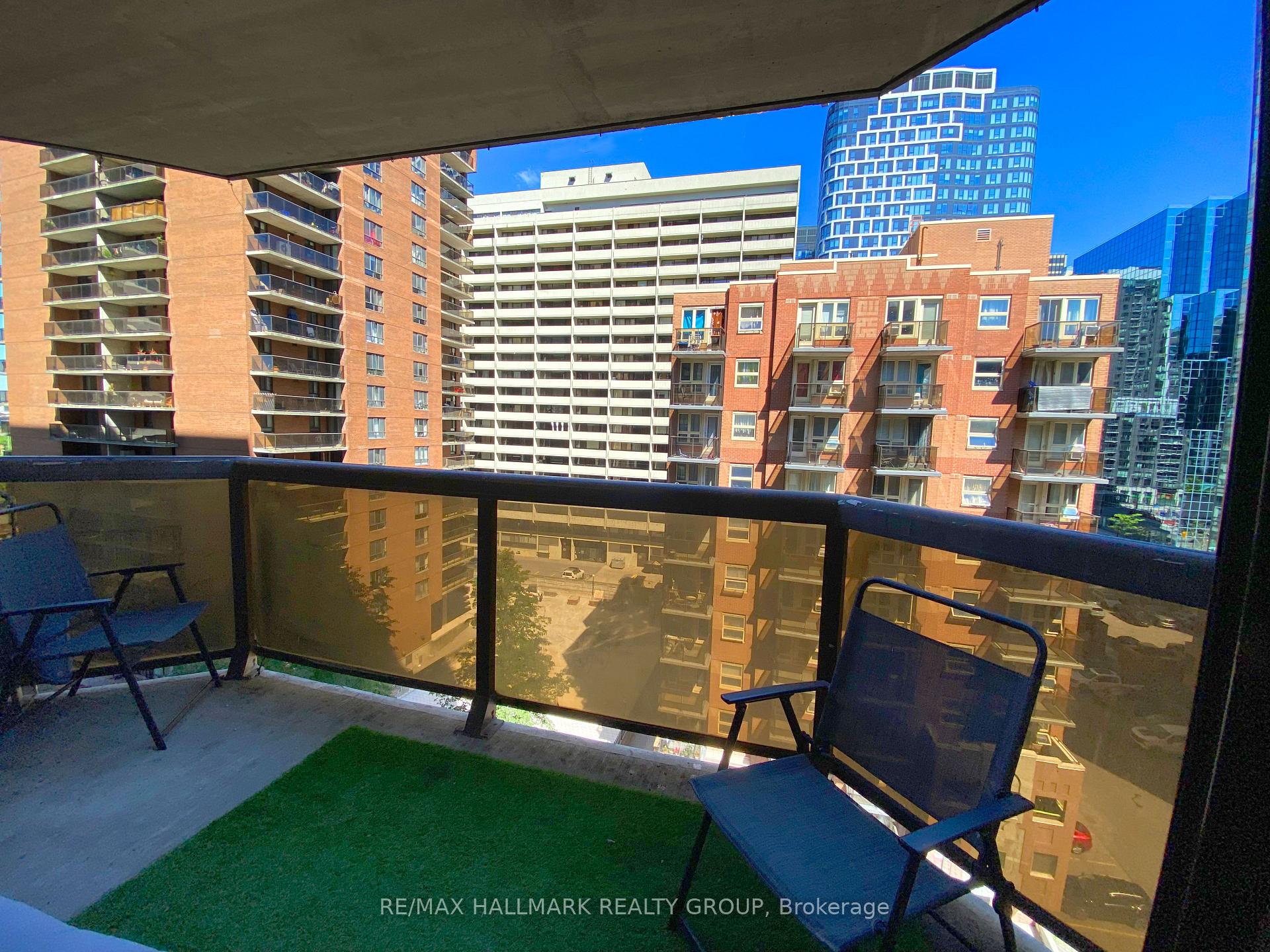 Photo 11 of Unit 902, 470 Laurier Avenue W, Ottawa, Ottawa Centre — HOMEH