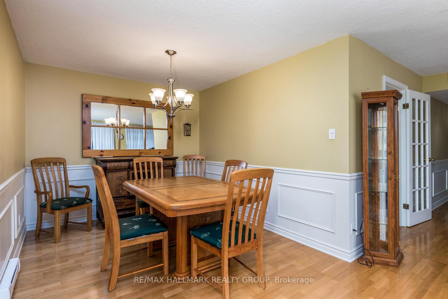 Photo 15 of Unit 902, 470 Laurier Avenue W, Ottawa, Ottawa Centre — HOMEH