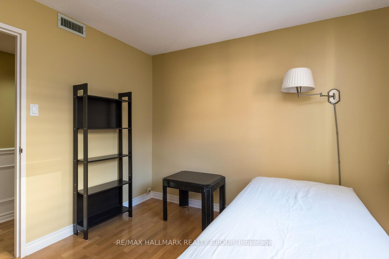 Photo 28 of Unit 902, 470 Laurier Avenue W, Ottawa, Ottawa Centre — HOMEH