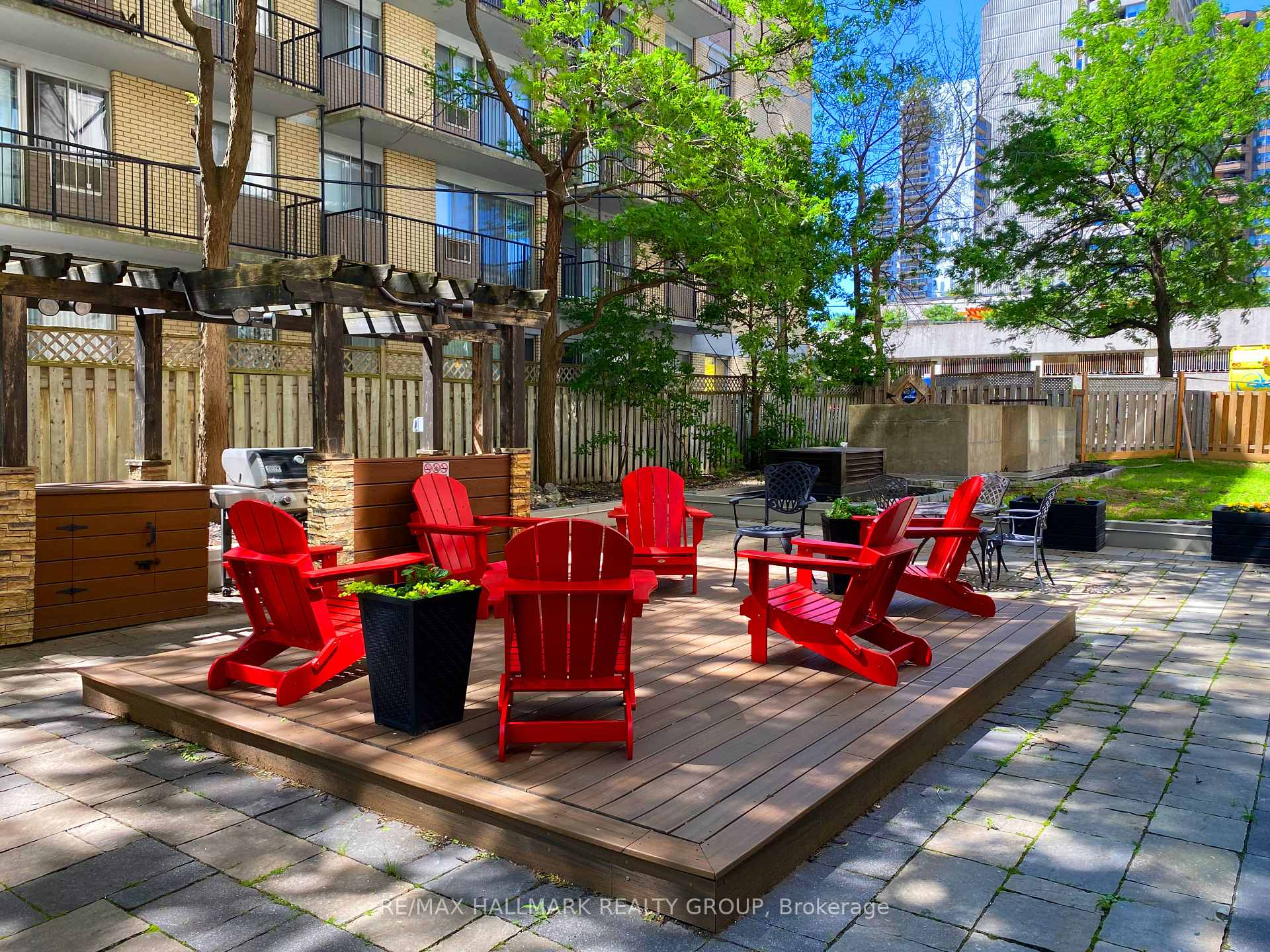 Photo 42 of Unit 902, 470 Laurier Avenue W, Ottawa, Ottawa Centre — HOMEH